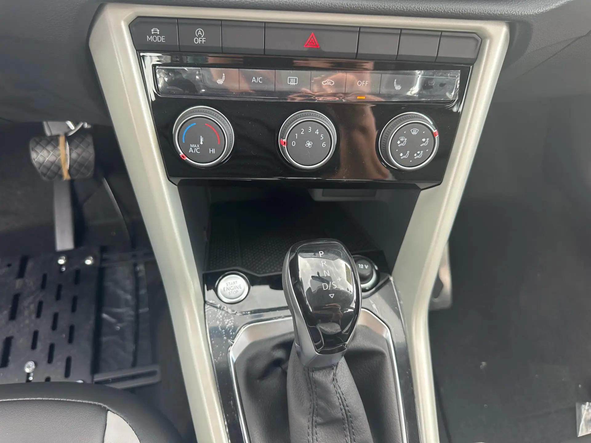 大众 2026款 探歌 1.4TSI 280TSI 两驱时光版 自动挡 9