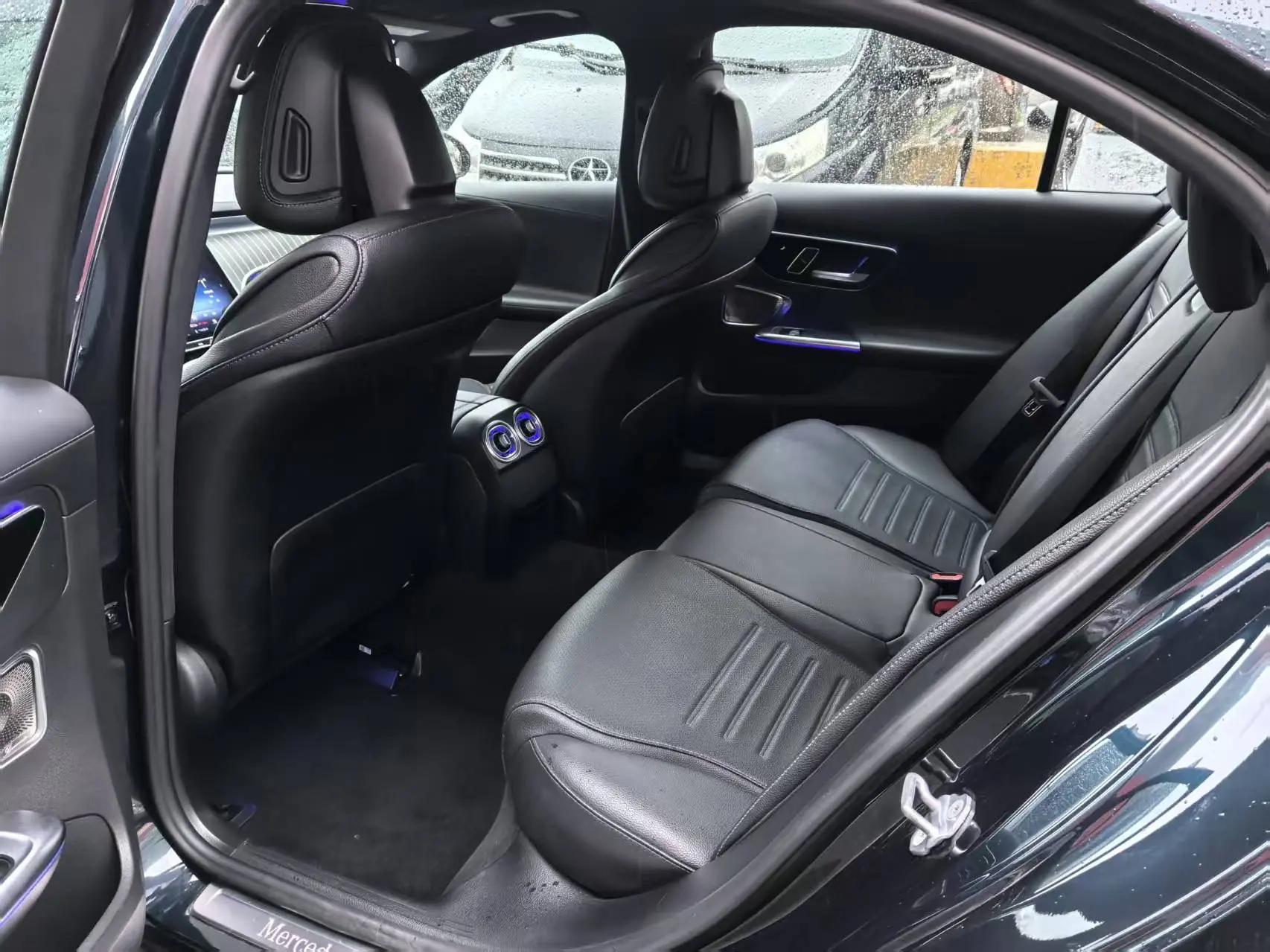 Mercedes Benz Class C 2023 C 260 L Night Sports Edition 3