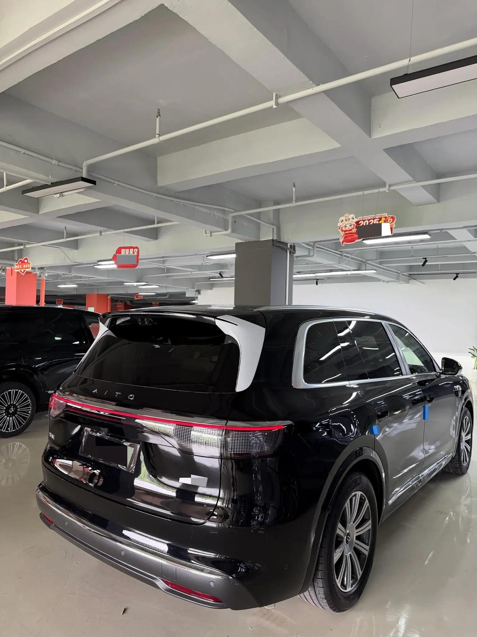 AITO 2025 AITO M8 Max Edition 53.4kWh 5-seat Edition (896-line laser Radar) Automatic Gear 10