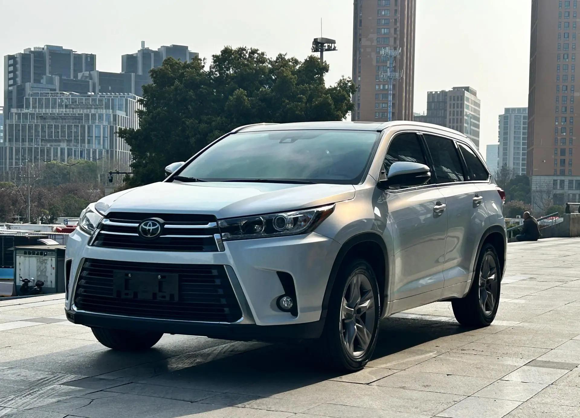 Highlander 2018 2.0T 4-wheel drive distinguished edition 7-seat country VI