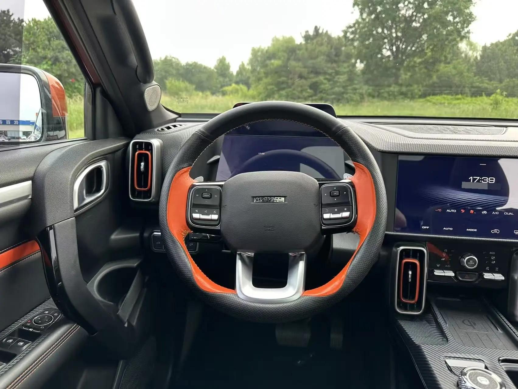 Haval big dog 2021 changed to 2.0T DCT four-wheel drive asthma dog version 16