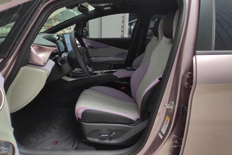 BYD 2023 Dolphin 420km Fashion Edition Automatic 3