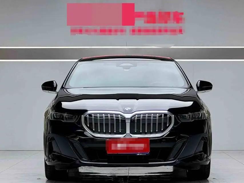 BMW 5 Series 2024 Model 530Li 48V 2.0T Luxury M Sport Package Automatic 2