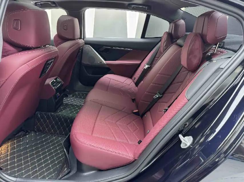 BMW 5 Series 2024 Model 530Li 48V 2.0T Luxury M Sport Package Automatic 6