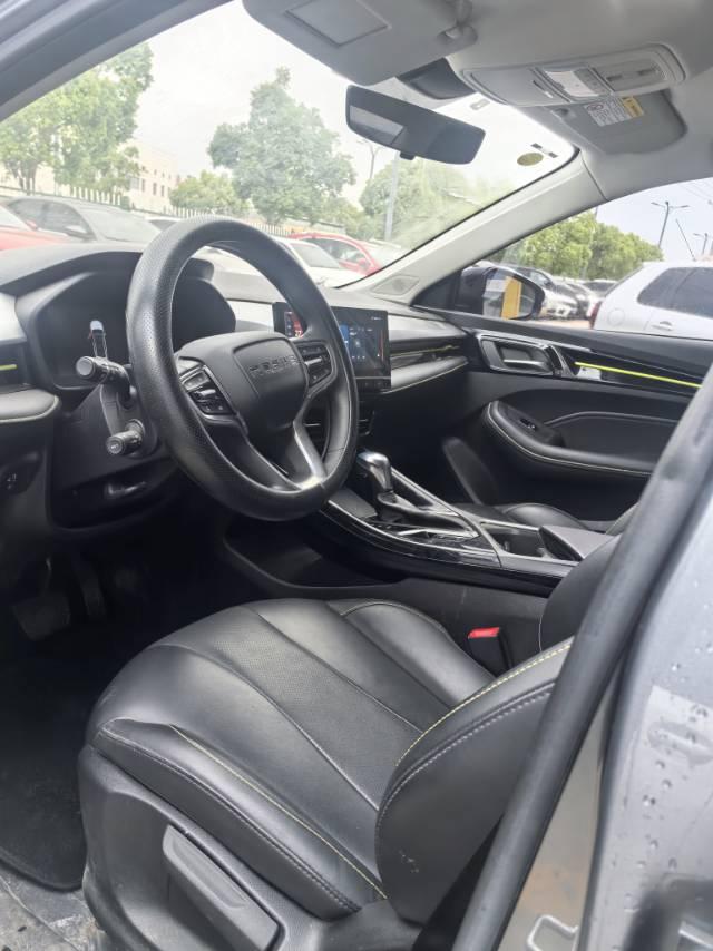 Roewe i5 2021 1.5L CVT Diamond Edition 3