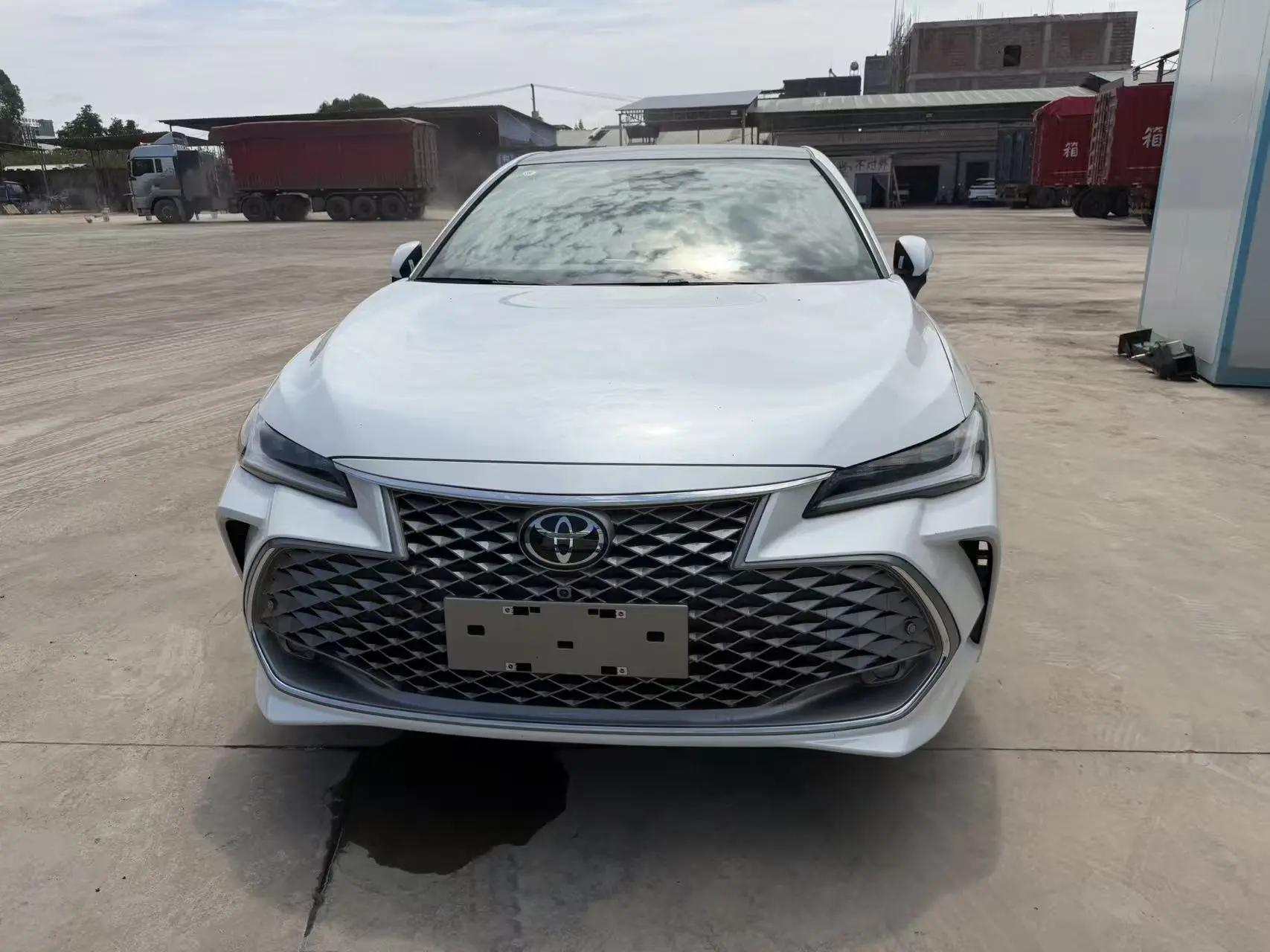 Toyota 2024 Asian Dragon Double Engine 2.5 Stepless XLE Premium Automatic Gear 2