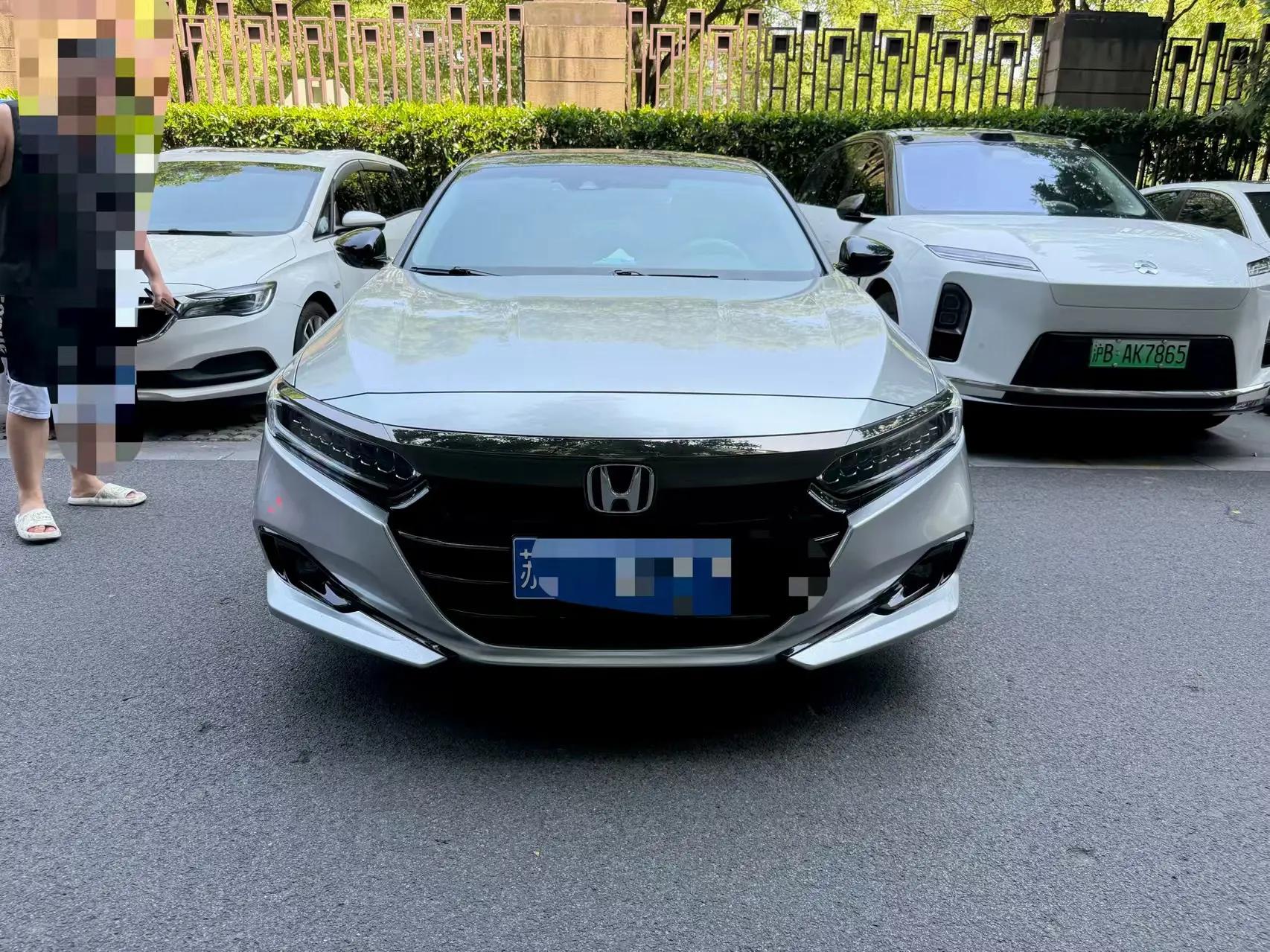 Accord 2022 260TURBO Magic Night Premium Edition 2