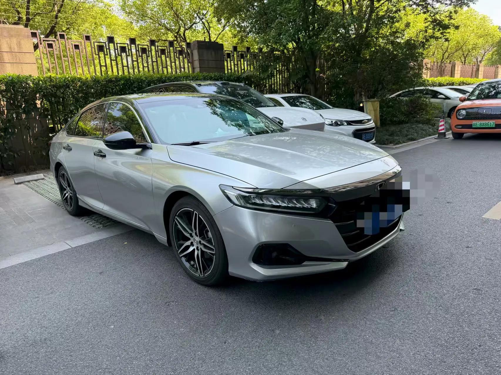 Accord 2022 260TURBO Magic Night Premium Edition 3