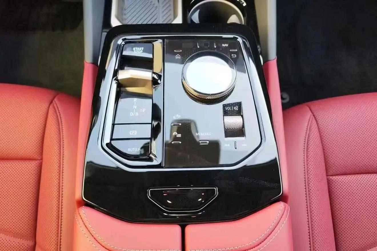 宝马 2025款 i5 xDrive 50L M运动套装 自动挡 4