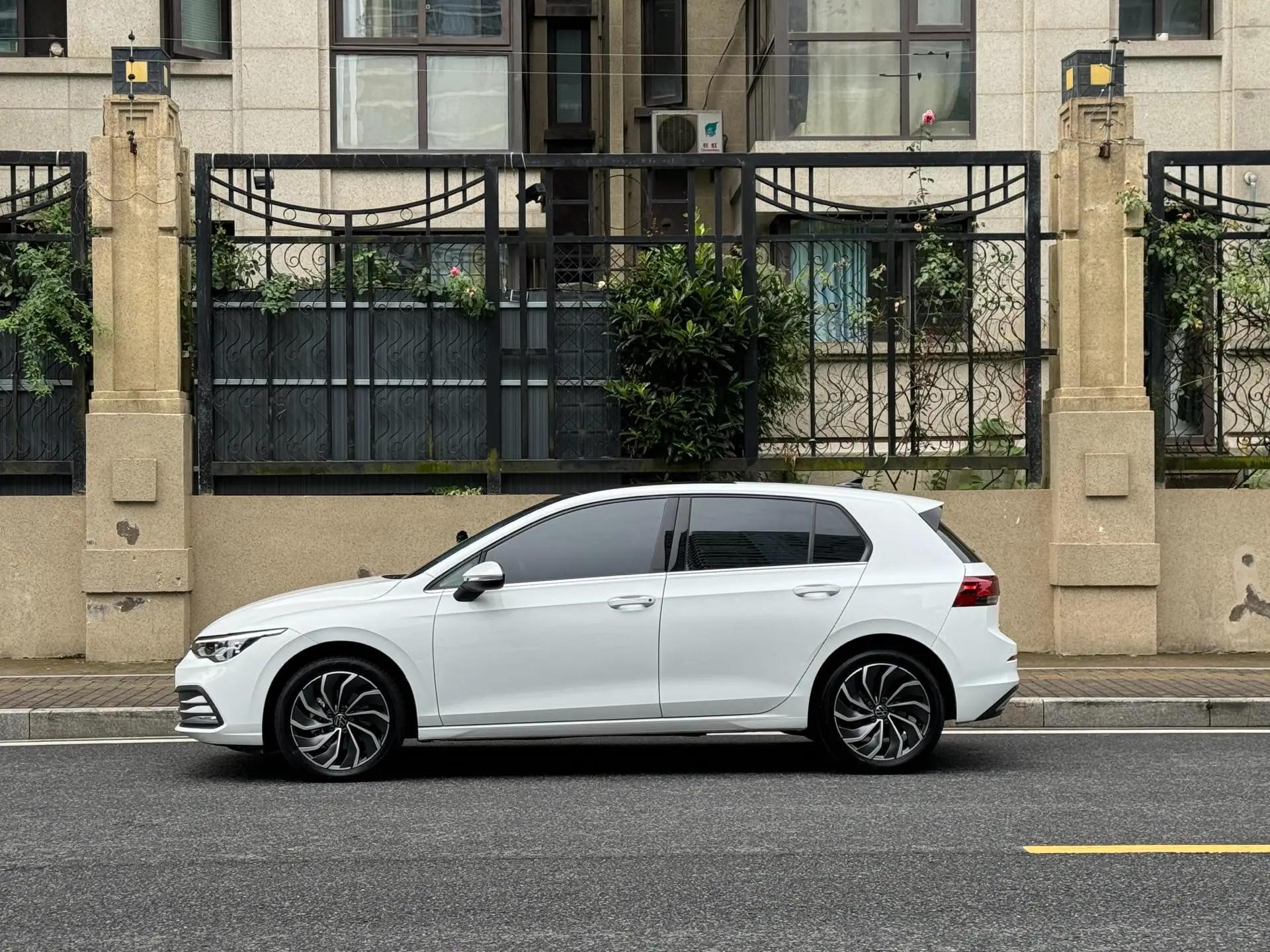 Volkswagen 2024 Golf 8 PRO 1.4TSI 280TSI 50 Year Legendary Automatic 2