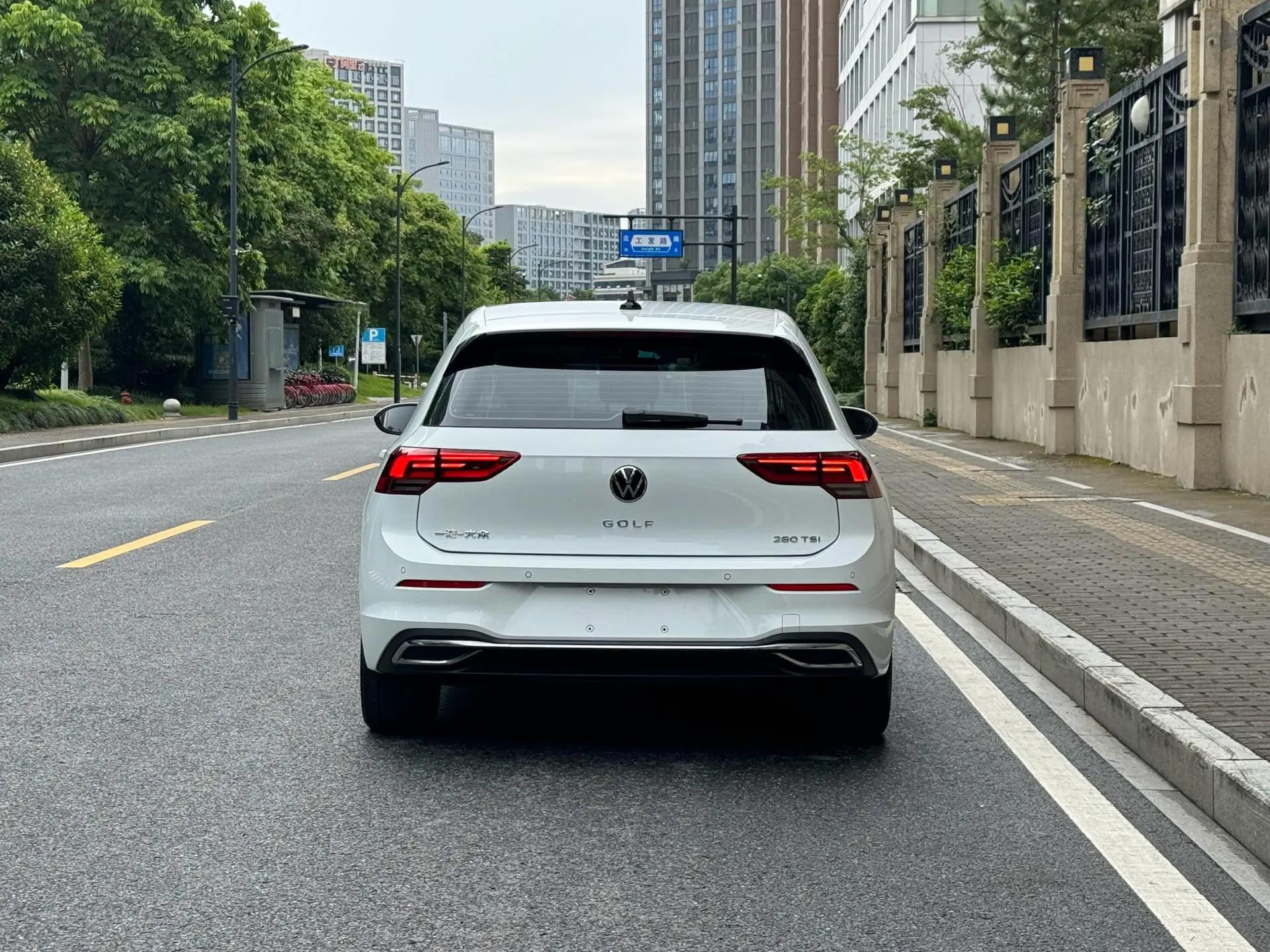 Volkswagen 2024 Golf 8 PRO 1.4TSI 280TSI 50 Year Legendary Automatic 4