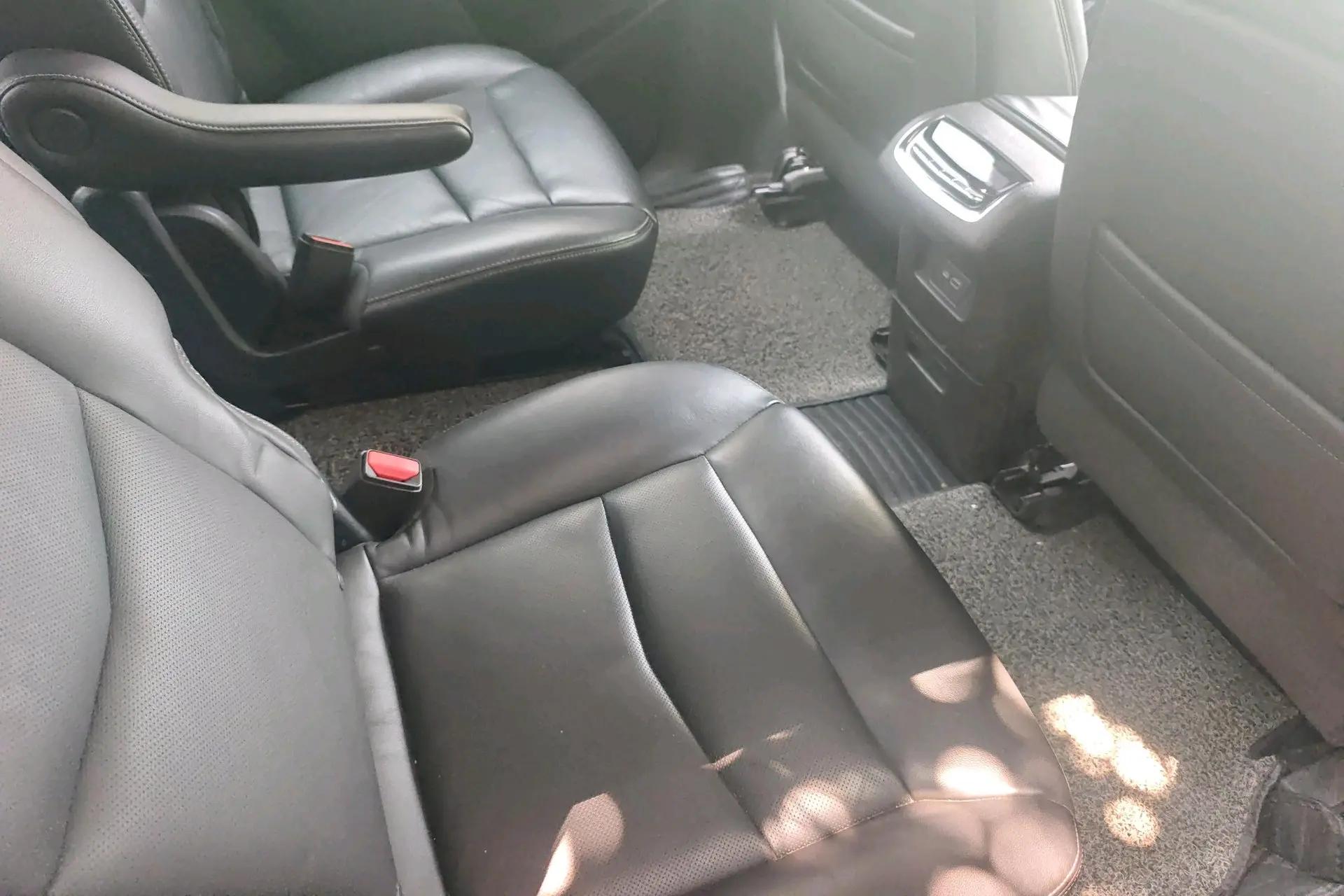 Cadillac 2019 XT6 2.0T 28T 4-wheel drive luxury automatic gear 3