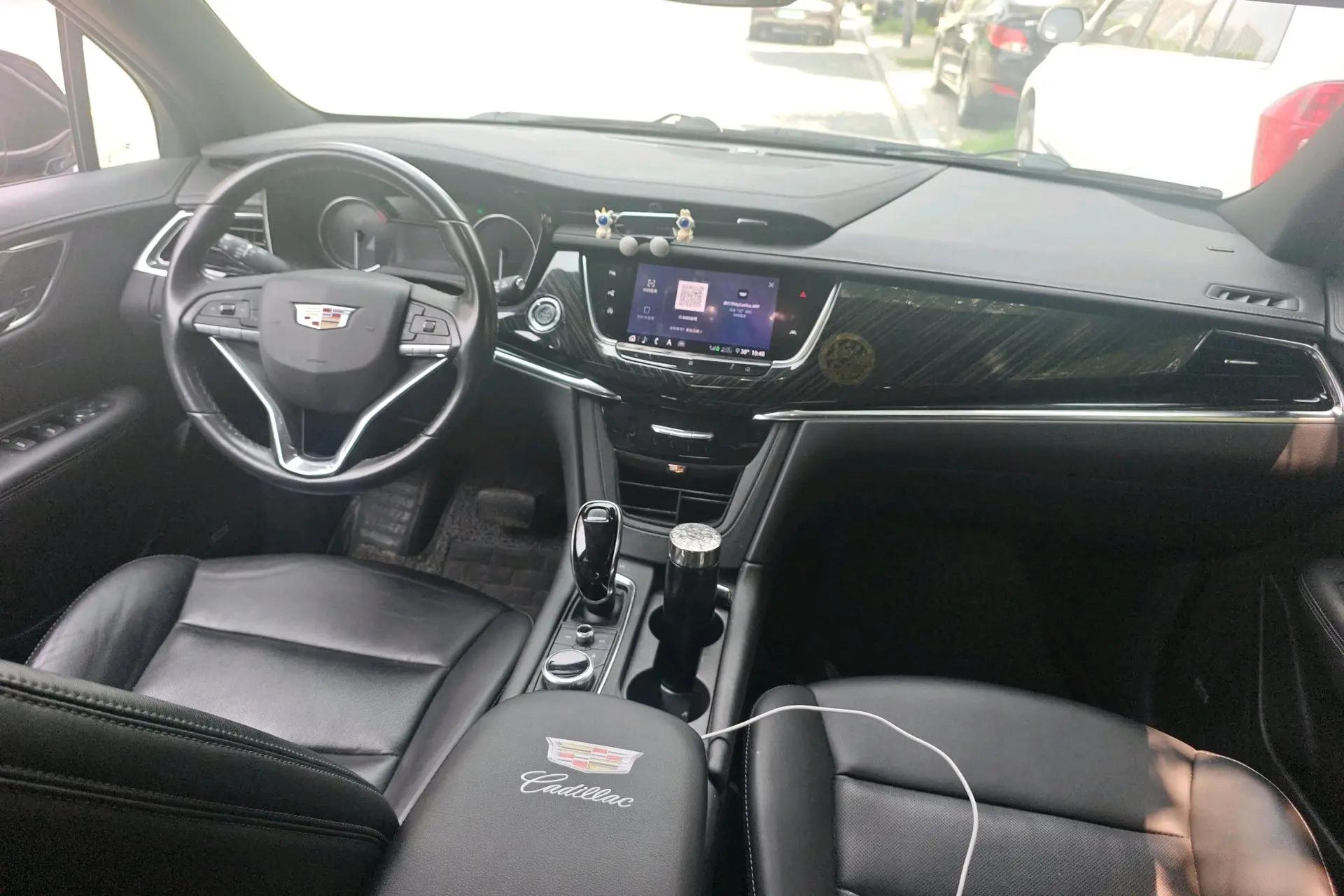 Cadillac 2019 XT6 2.0T 28T 4-wheel drive luxury automatic gear 4