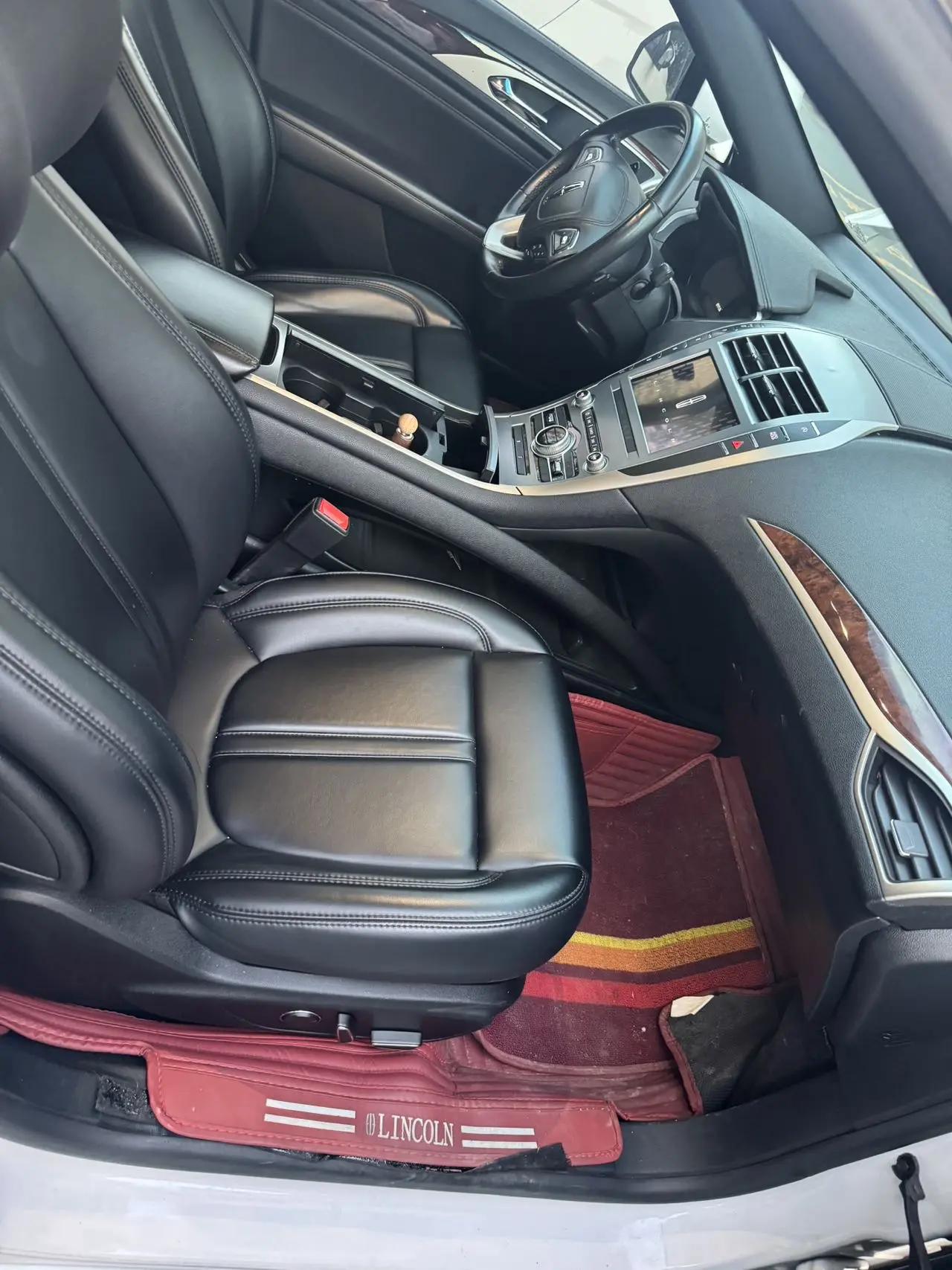 Lincoln MKZ 2020 2.0T Premium Edition 3