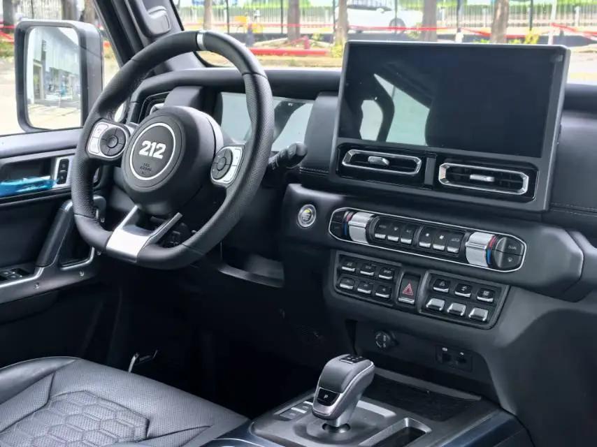 212 2025 T01 2.0T Diesel Automatic 9