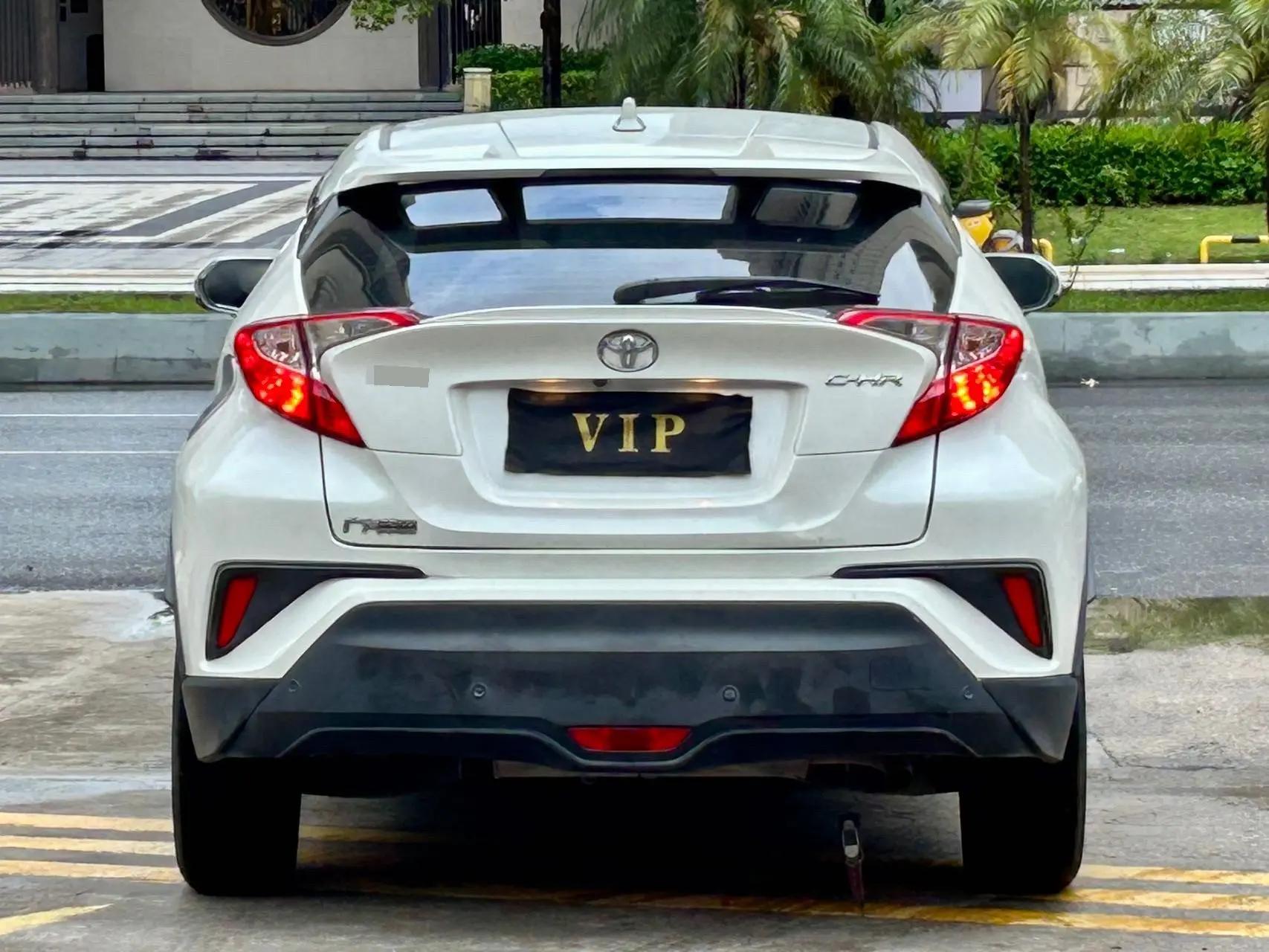 Toyota C- HR 2020 2.0L Leading Edition 8