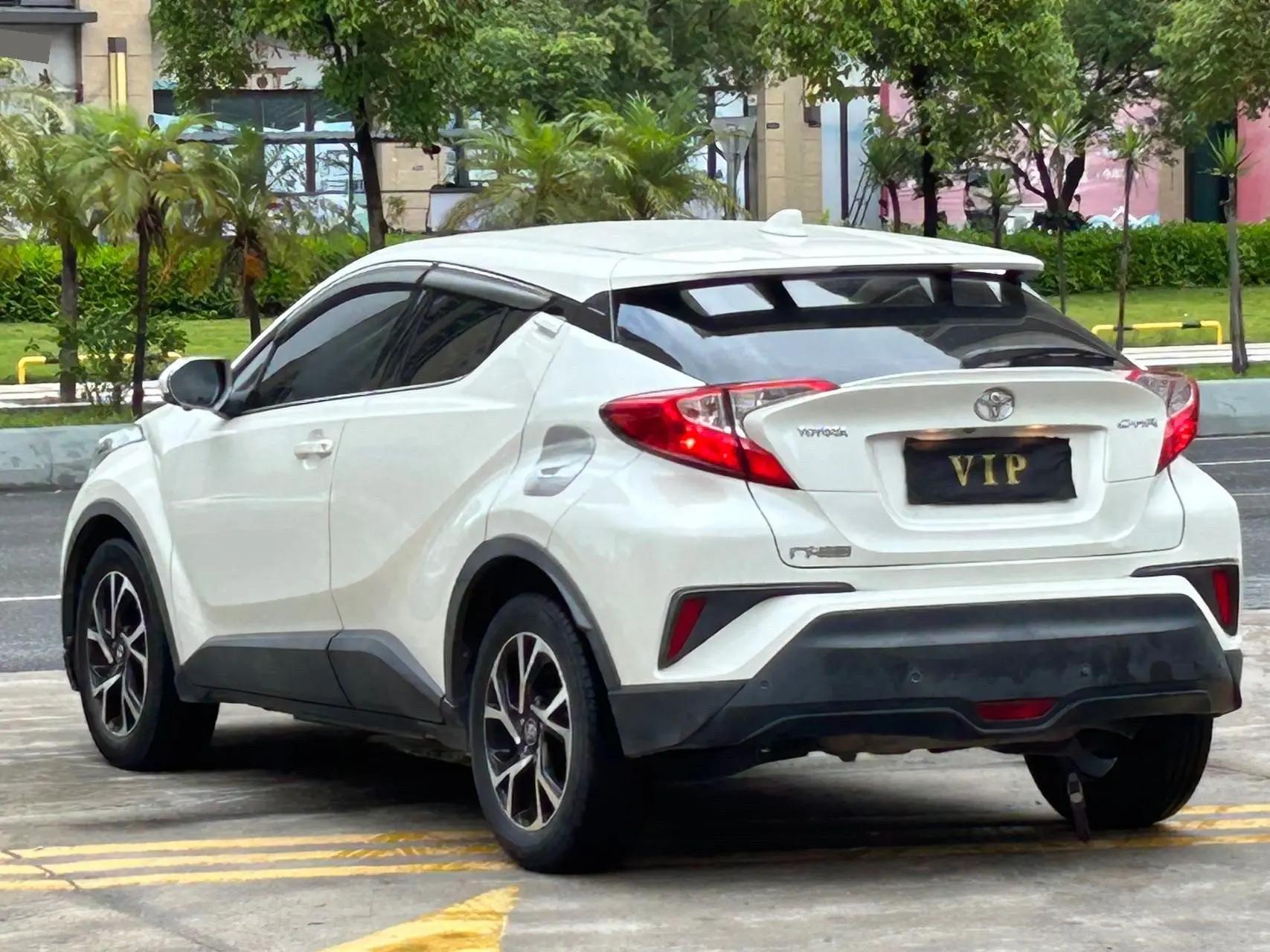 Toyota C- HR 2020 2.0L Leading Edition 9