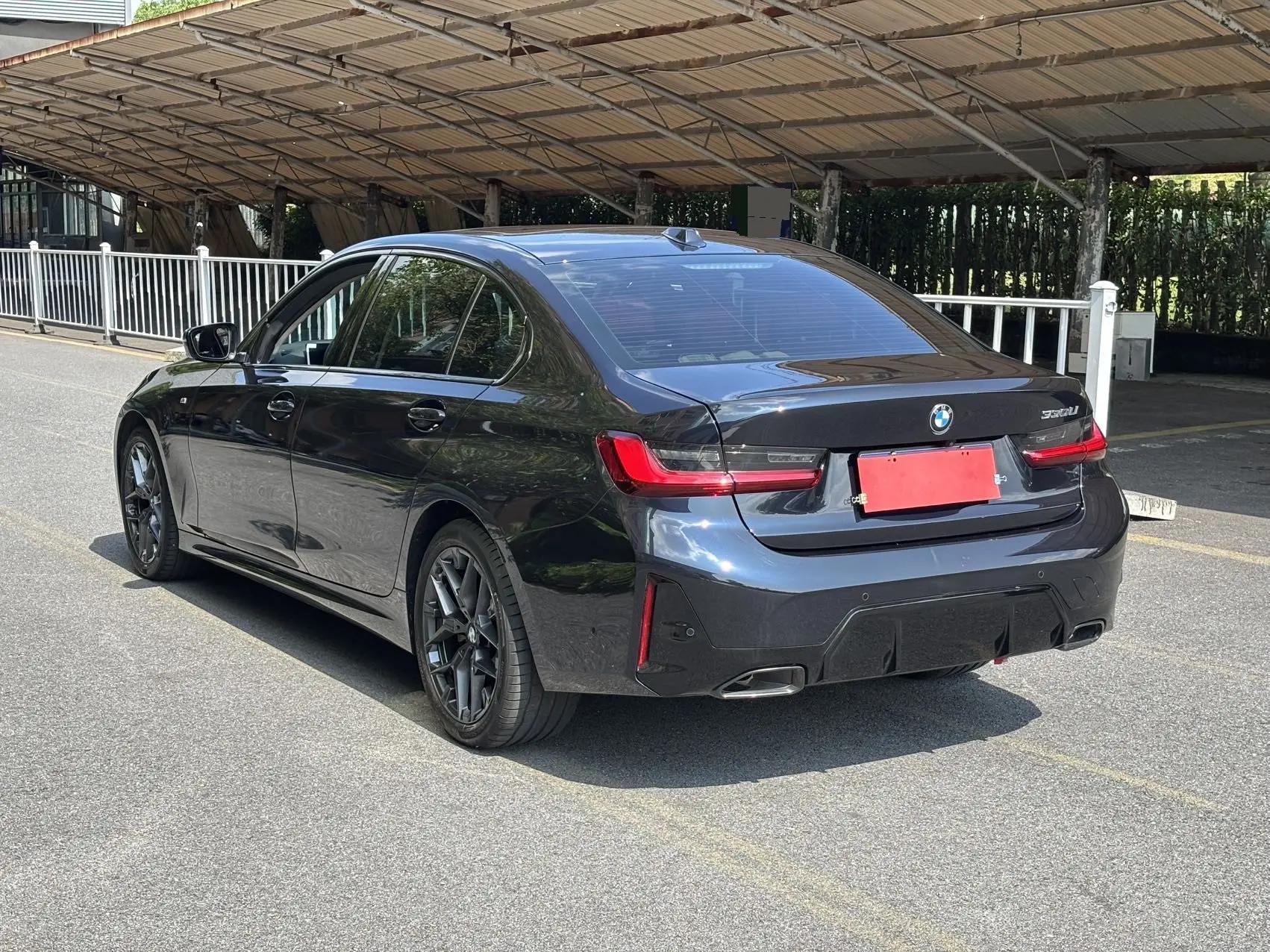 BMW 3 Series 2025 Model 330Li 2.0T M Sport Night Edition Automatic 5