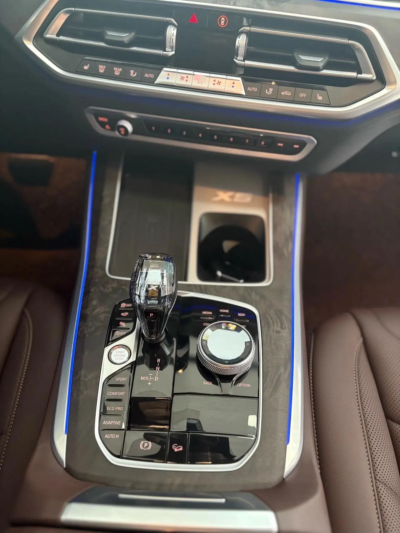 BMW X5 2022 xDrive 30Li exclusive m sports suit 9