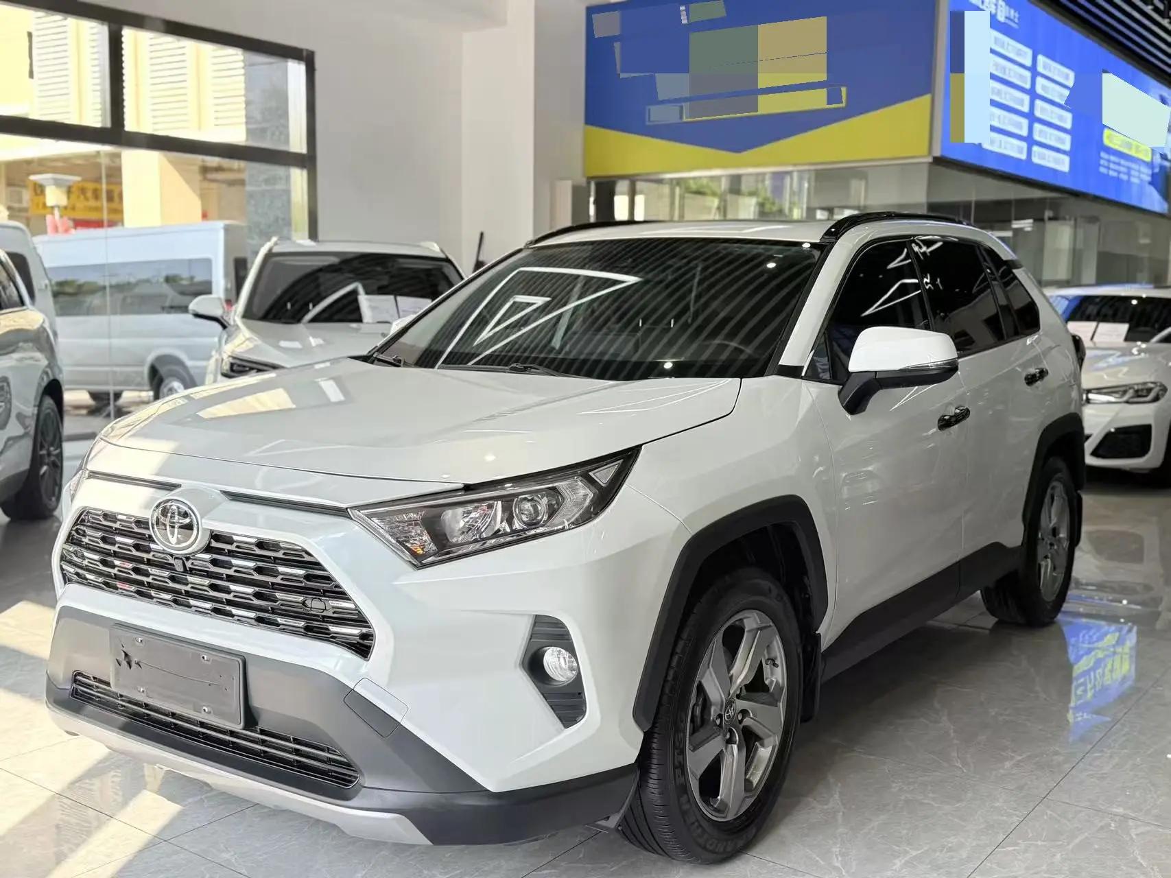 RAV4 Rongfeng 2021 2.0L CVT Four-wheel Drive Fashion PLUS Edition