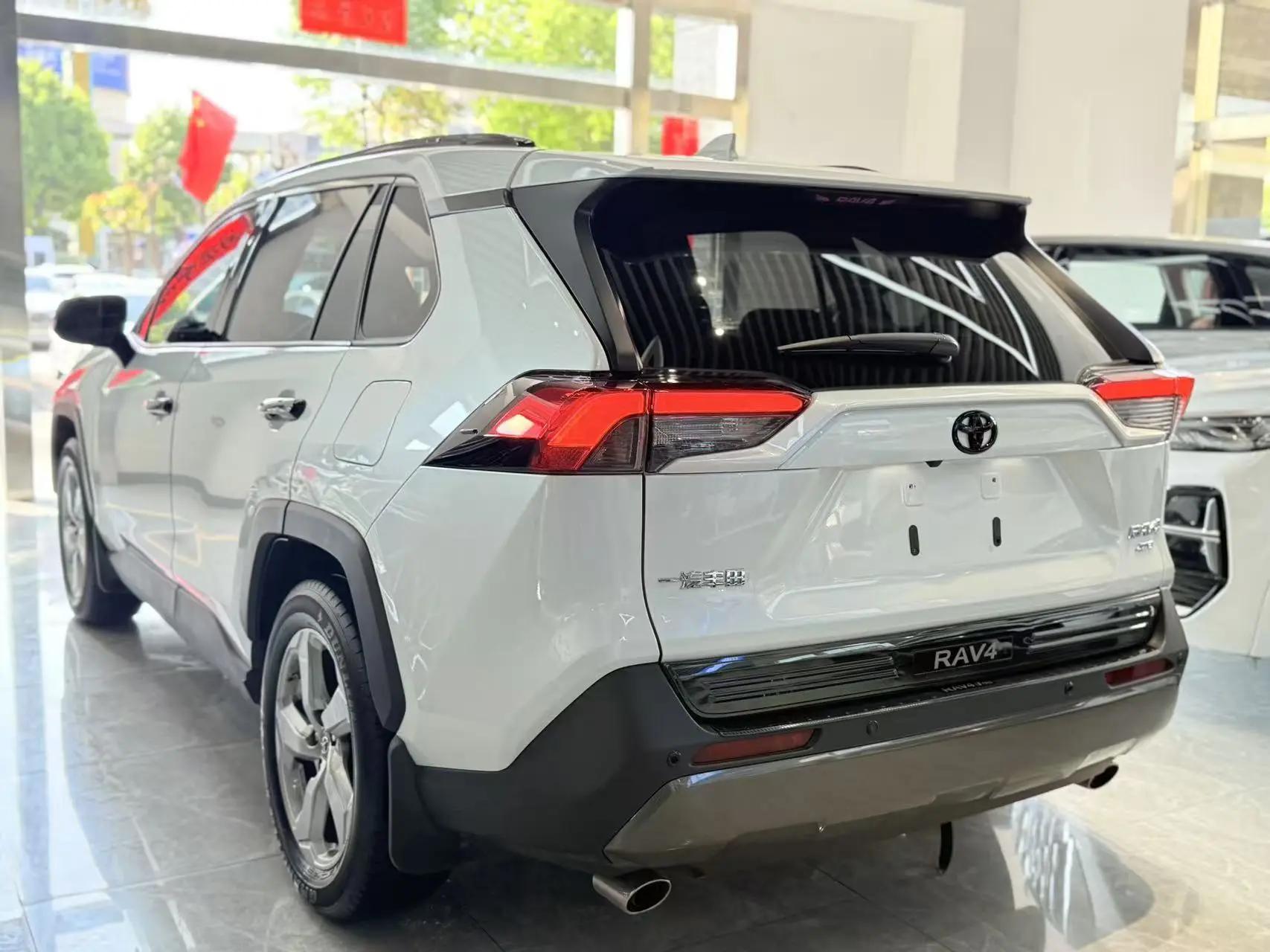 RAV4 Rongfeng 2021 2.0L CVT Four-wheel Drive Fashion PLUS Edition 7