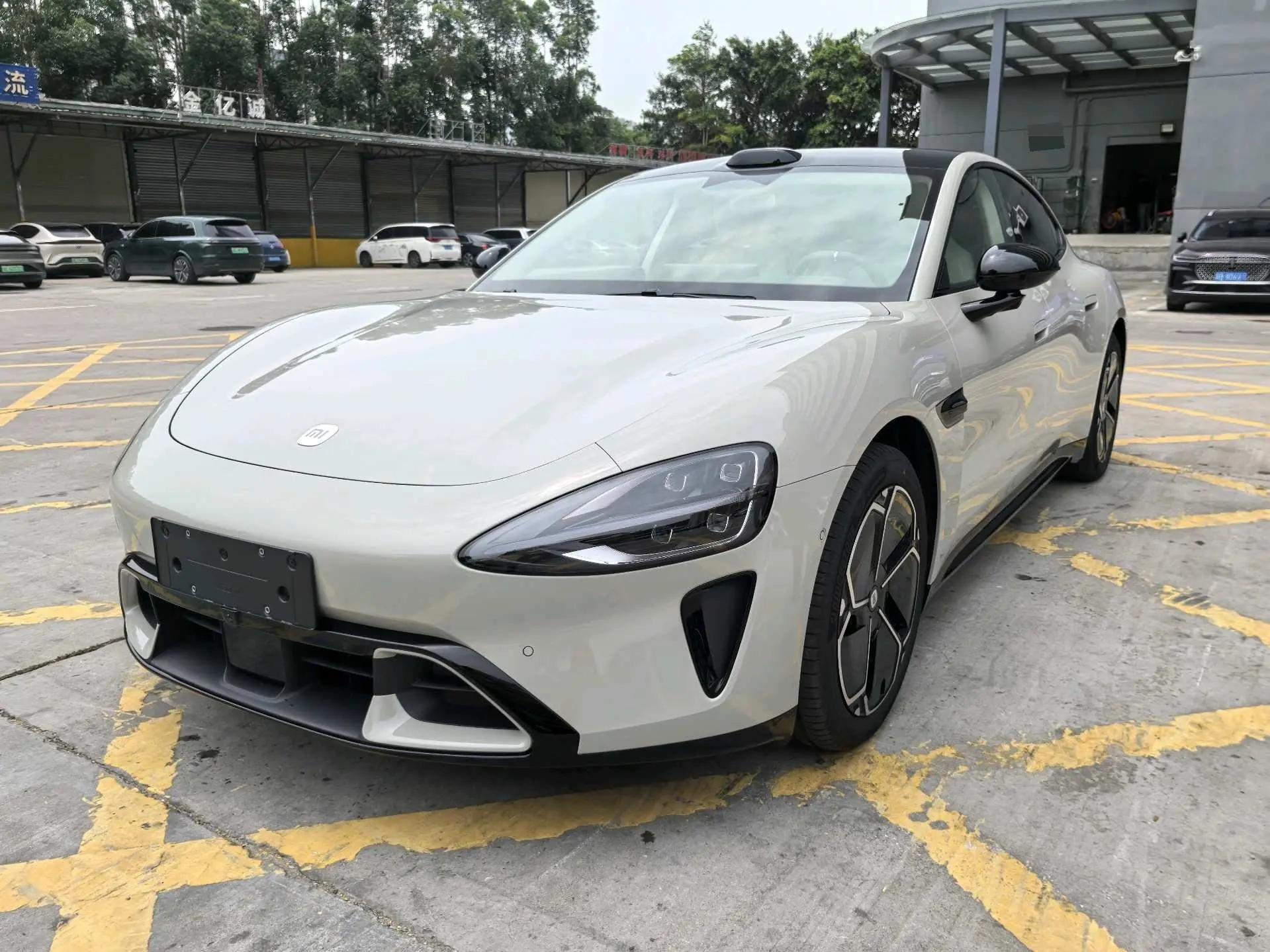 MI 2026 SU7 Standard Edition Automatic Gear