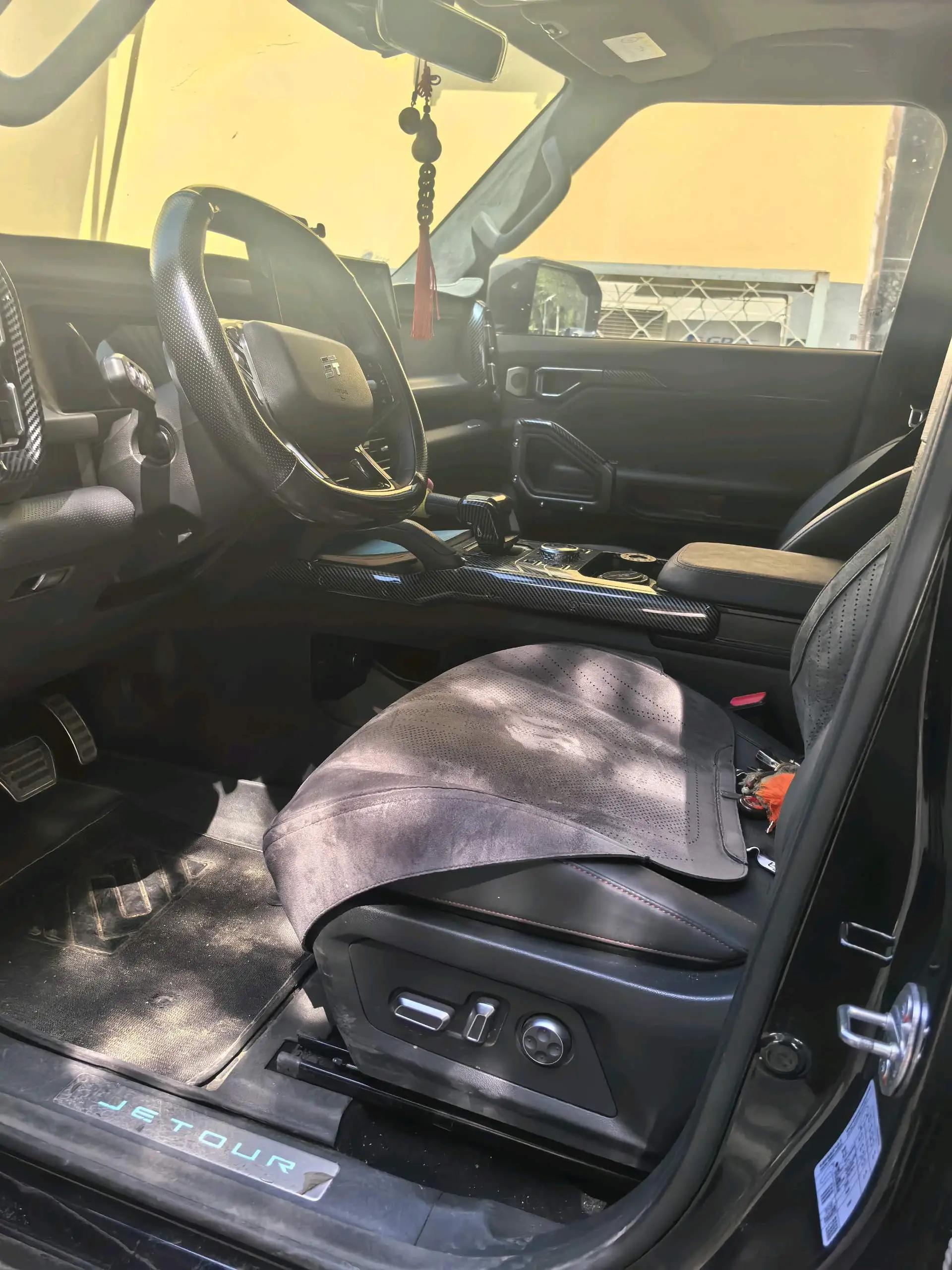 Jetour Traveler 2023 2.0T Four-Wheel Drive Cross-Country PRO 2