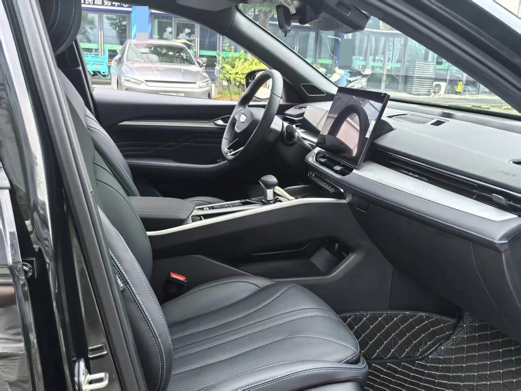 Geely 2025 Xingrui 1.5TD Dongfang Yao Jinghong Edition Automatic Gear 6