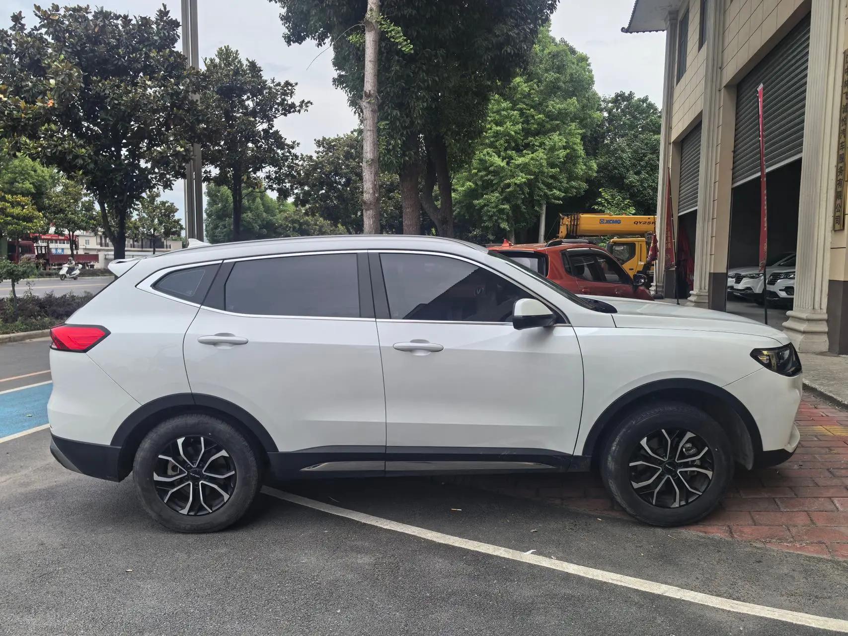 Haval H6 2021 China Chic Edition 1.5T Automatic Urban Version 5