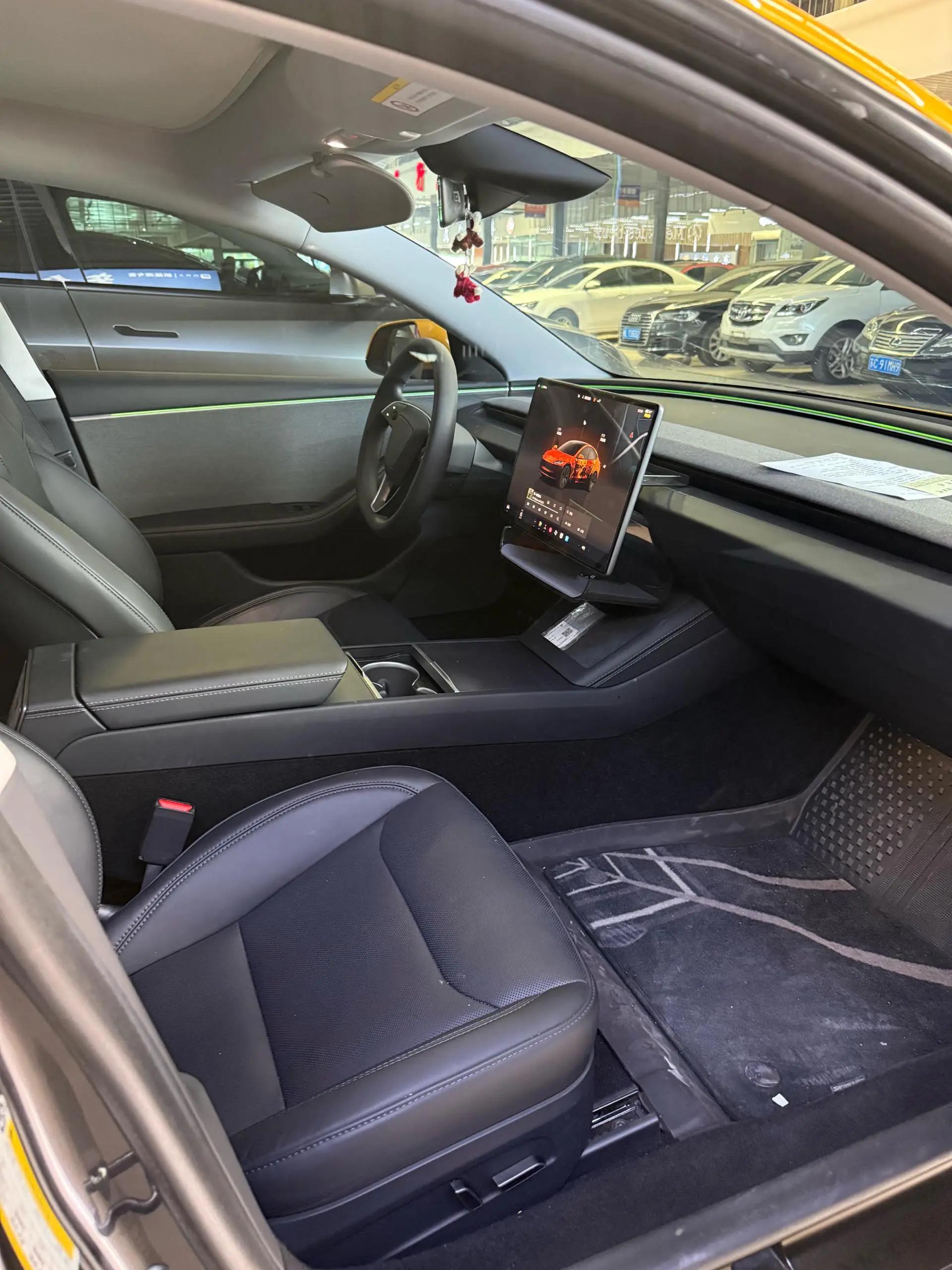 Model 3 2023 Rear-Wheel Drive Edition 3