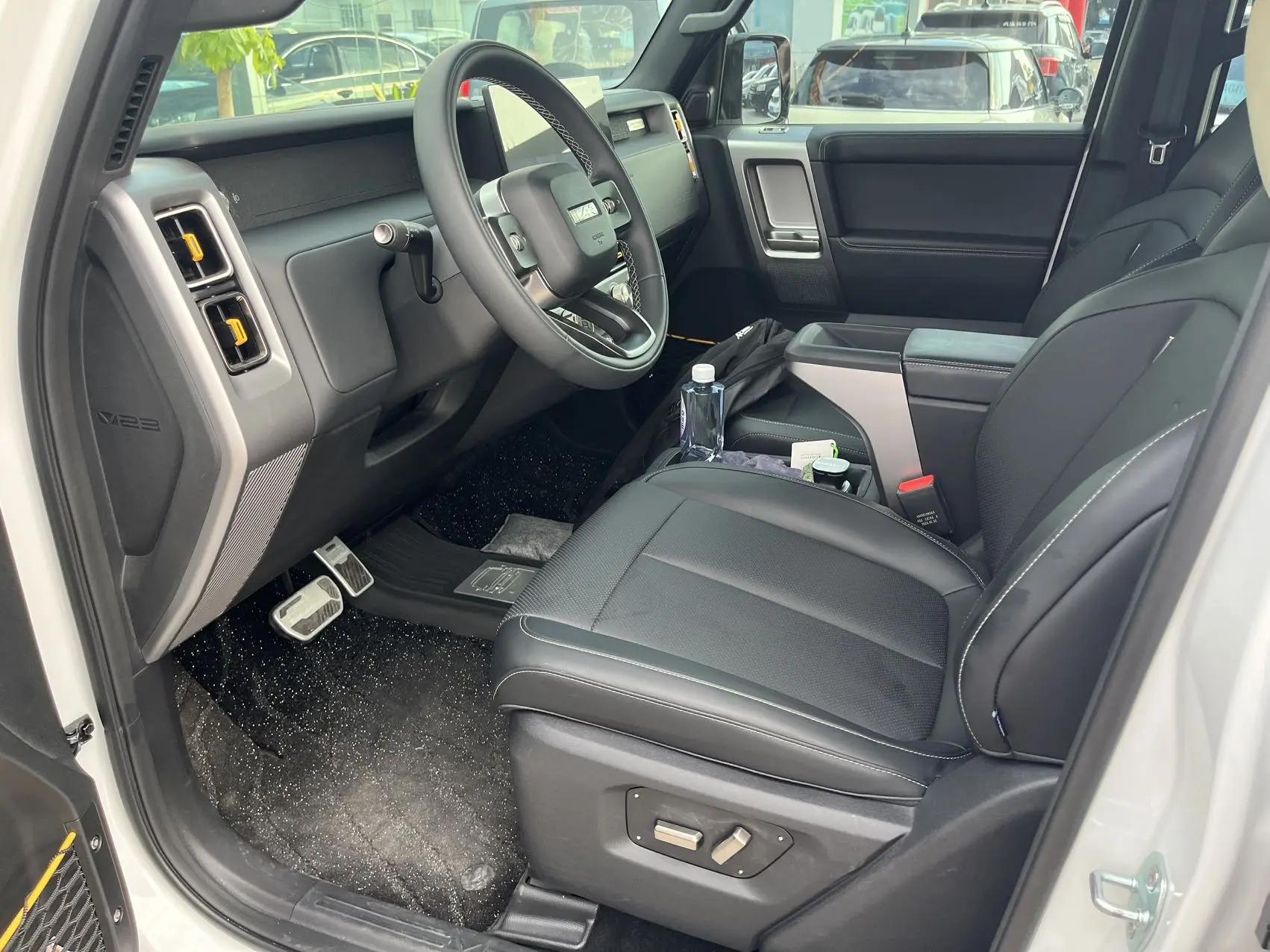 iCAR 2025 iCAR V23 401 Front-Wheel Drive Advanced Intelligent Driving Edition Automatic Transmission 4