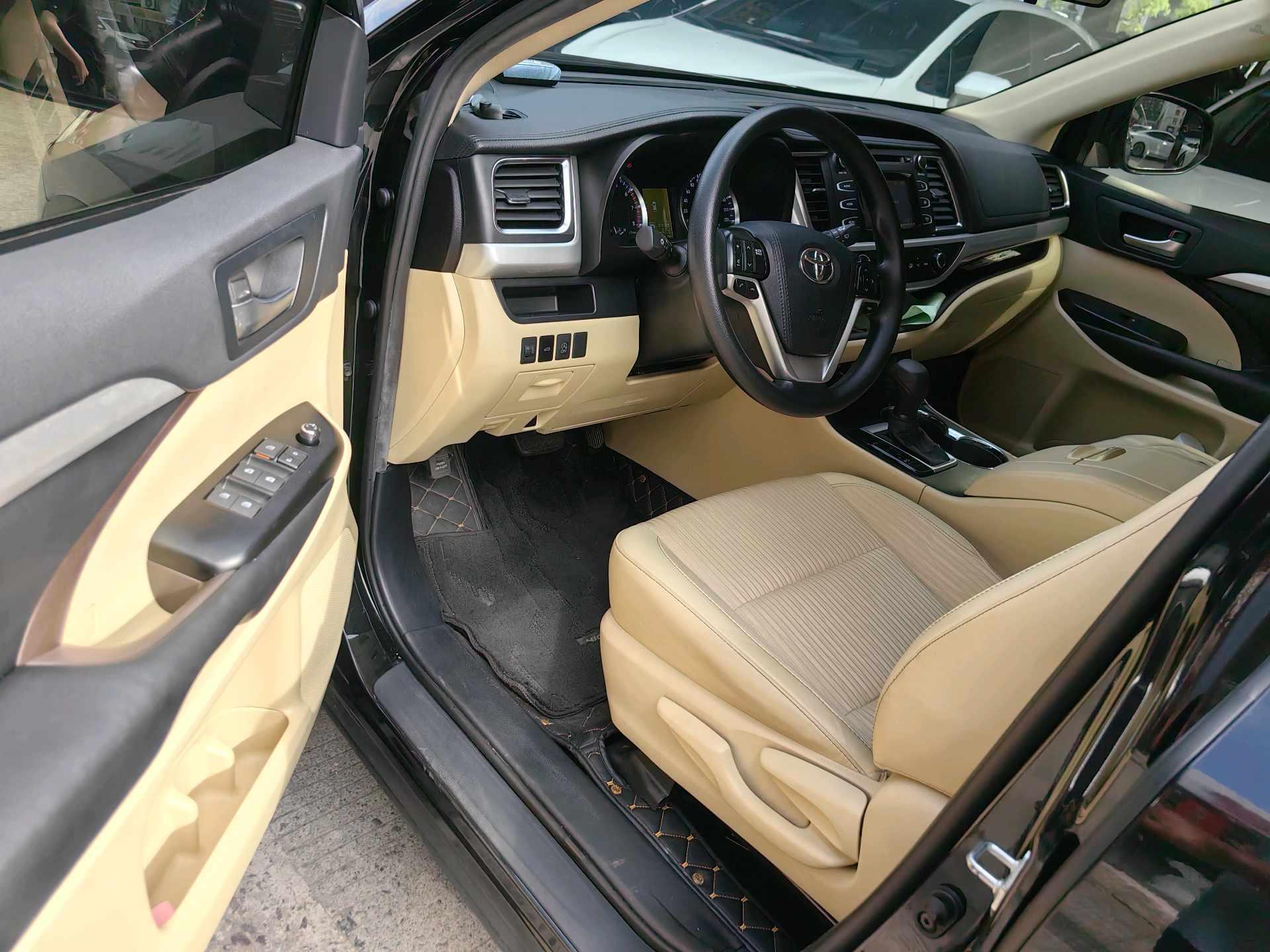 Highlander 2021 2.0T 4-wheel drive elite version 7 seats 5