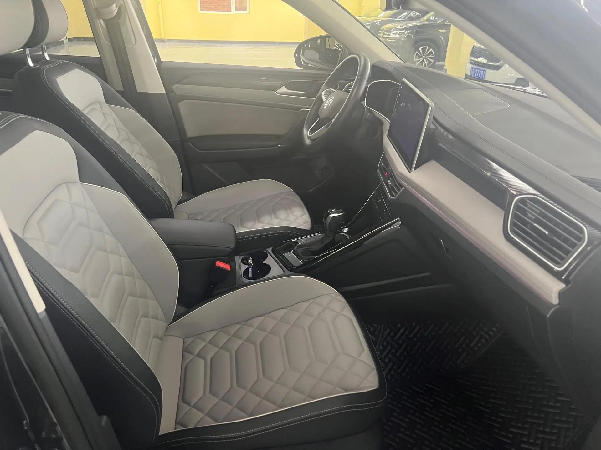Tangyue 2023 280TSI Front-Wheel-Drive Luxury Plus Upgrade Version 4