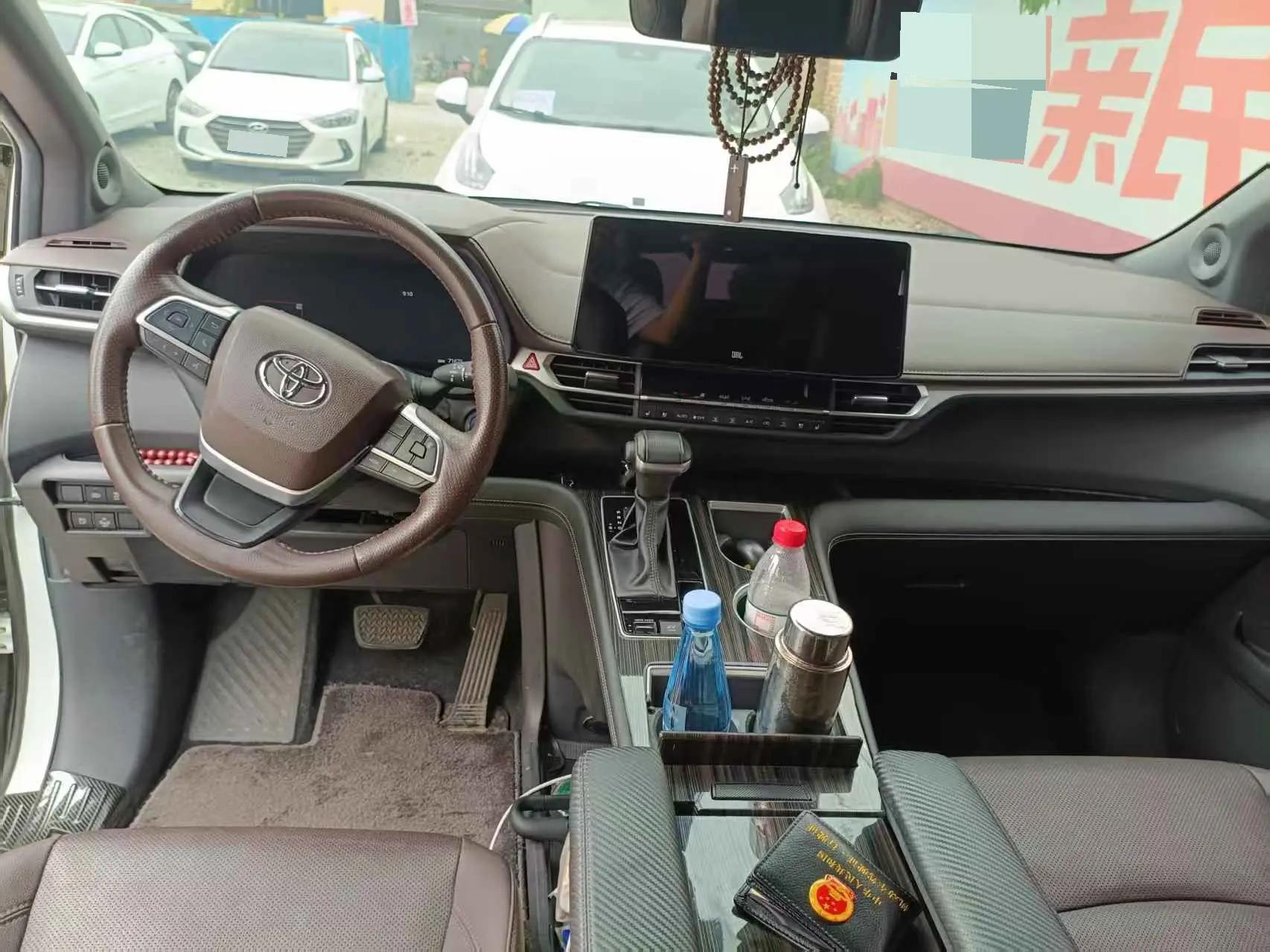 Sana SIENNA 2021 2.5L Hybrid Platinum Edition 7