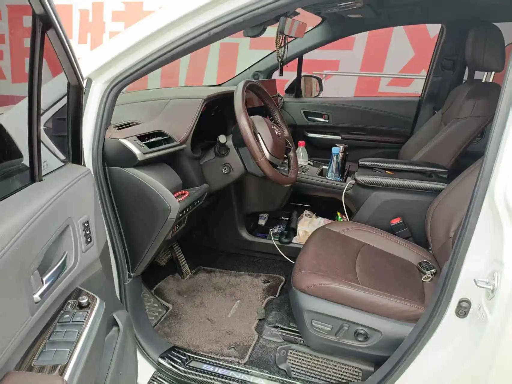 Sana SIENNA 2021 2.5L Hybrid Platinum Edition 8