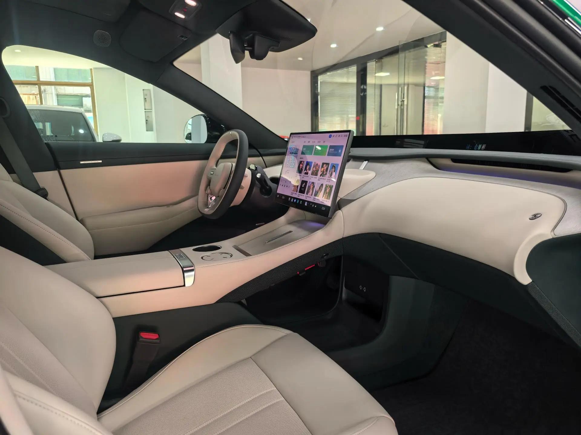 MI YU7 2025 Long Endurance Rear Drive Edition 8