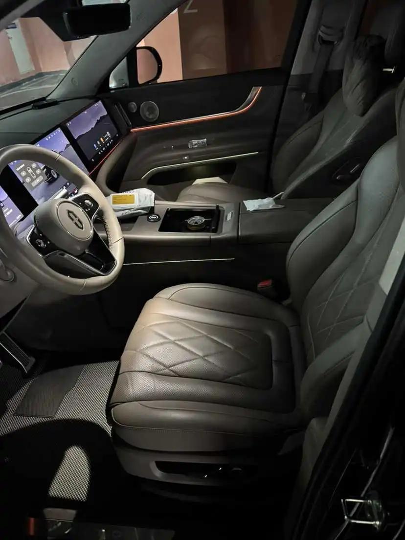 AITO 2024 AITO M9 Range-Extended Ultra Version 52kWh 5-Seater Automatic 3