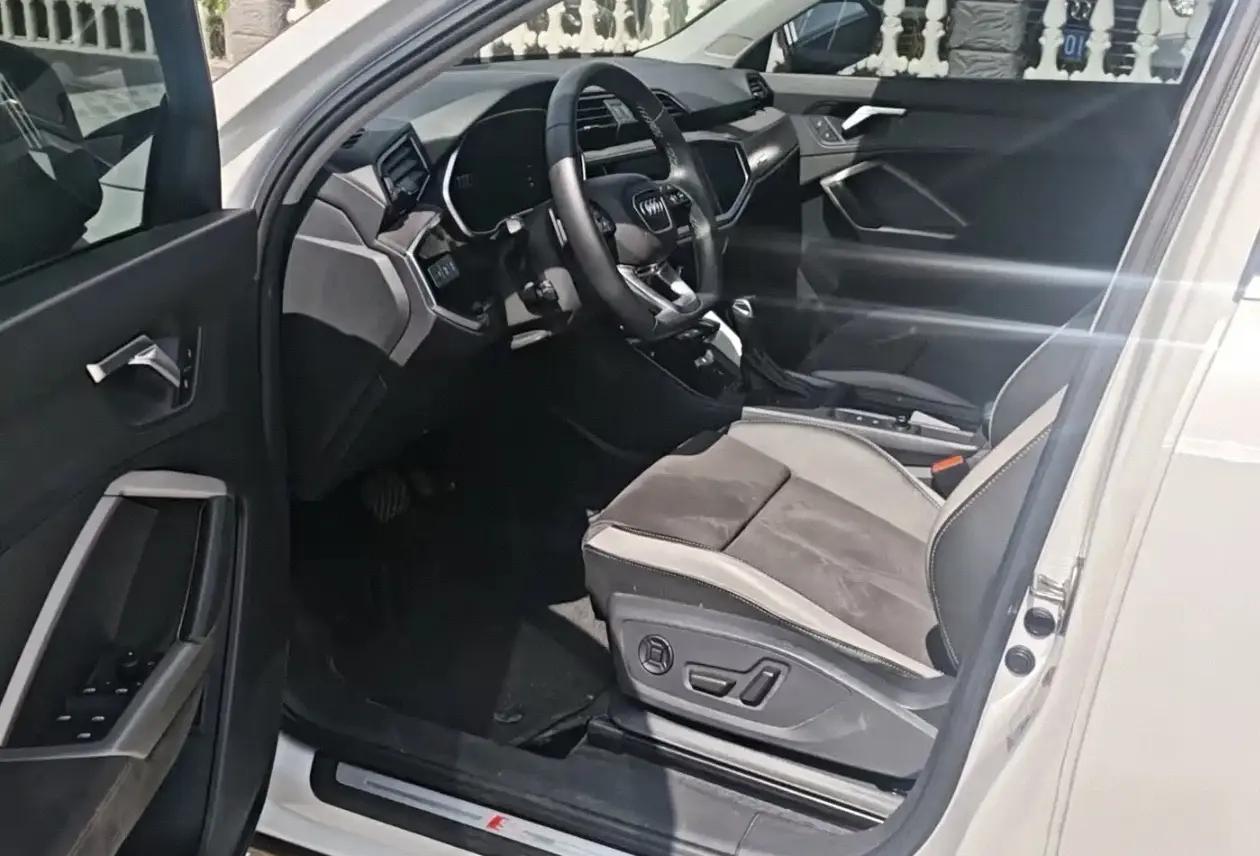 Audi 2023 Q3 1.5TFSI 35TFSI Fashion Dynamic Automatic 5