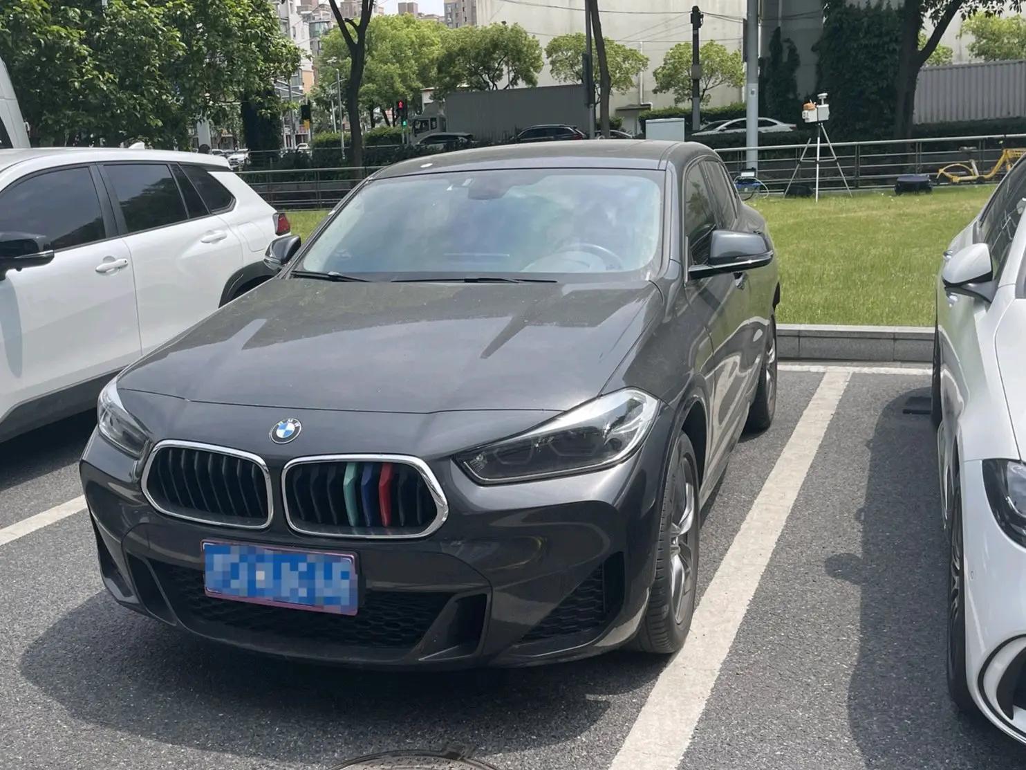BMW X2 2021 sDrive25i leading M sports suit