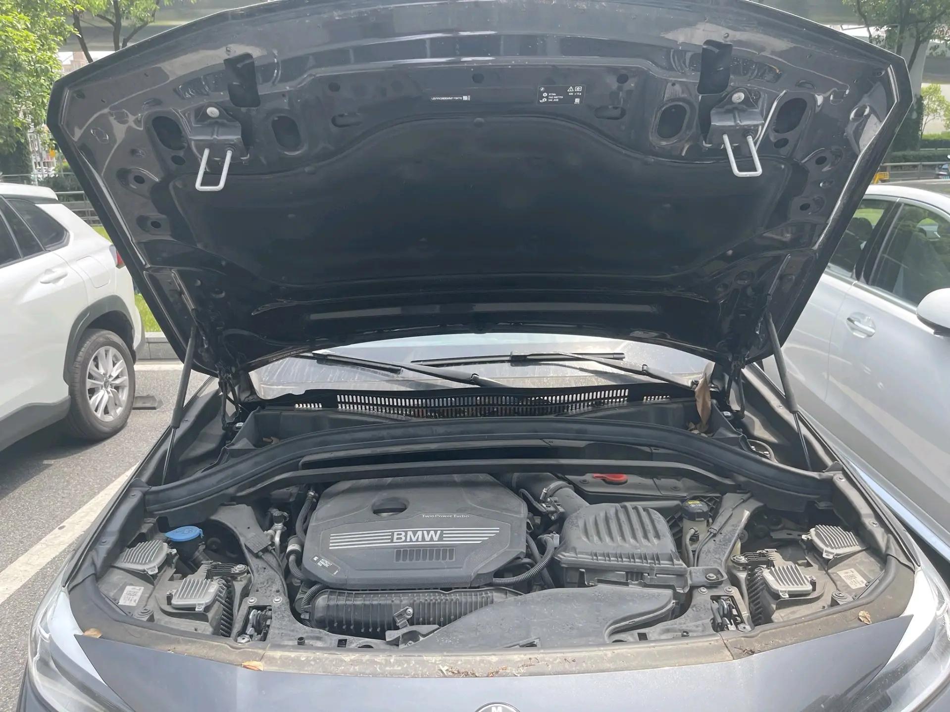 BMW X2 2021 sDrive25i leading M sports suit 4