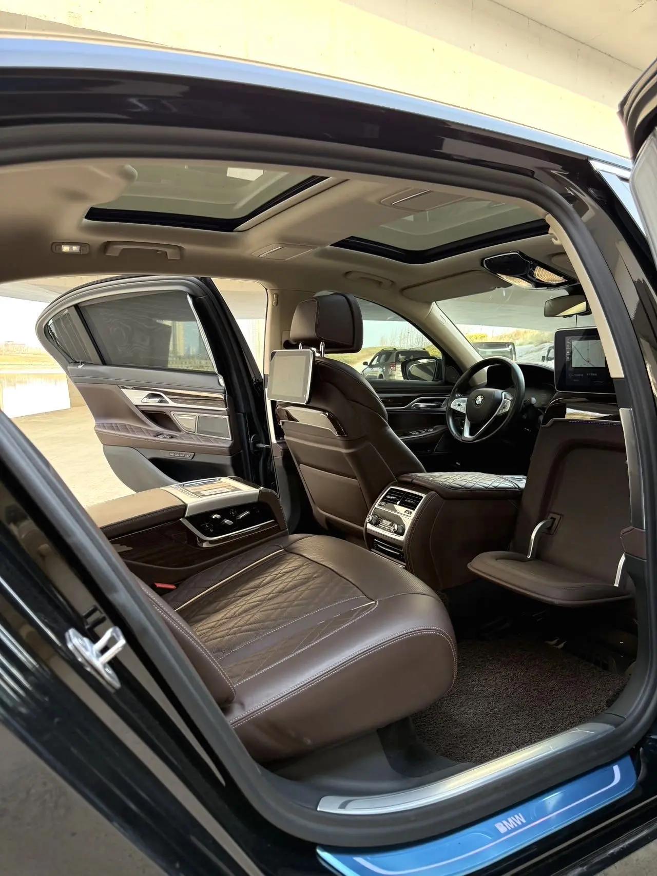 BMW 7 Series 2019 740Li Premium Luxury Suit 7