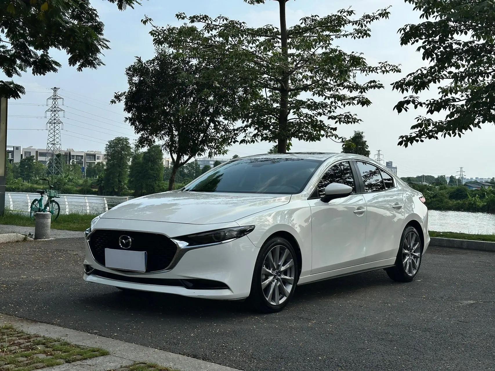 Mazda 3 Onksera 2020 2.0L Automatic Quality Luxury Edition