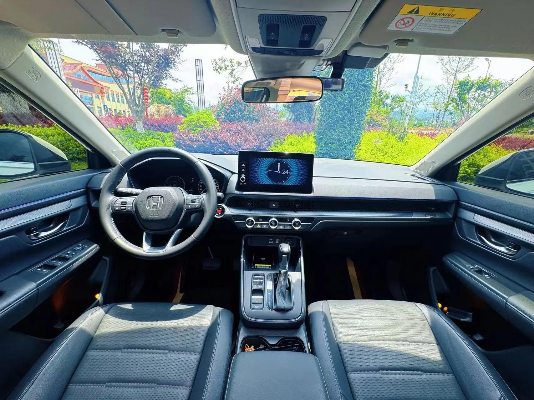Honda CR-V 2023 240TURBO Two-Drive Front is still 5-seat Edition 5