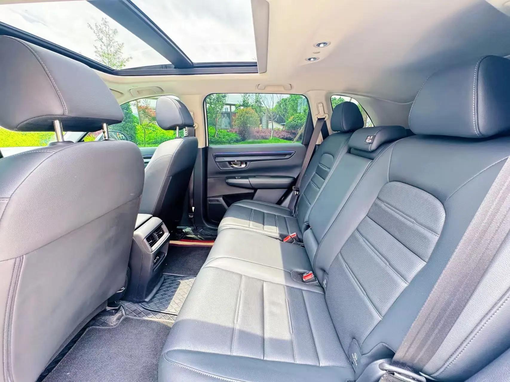 Honda CR-V 2023 240TURBO Two-Drive Front is still 5-seat Edition 6
