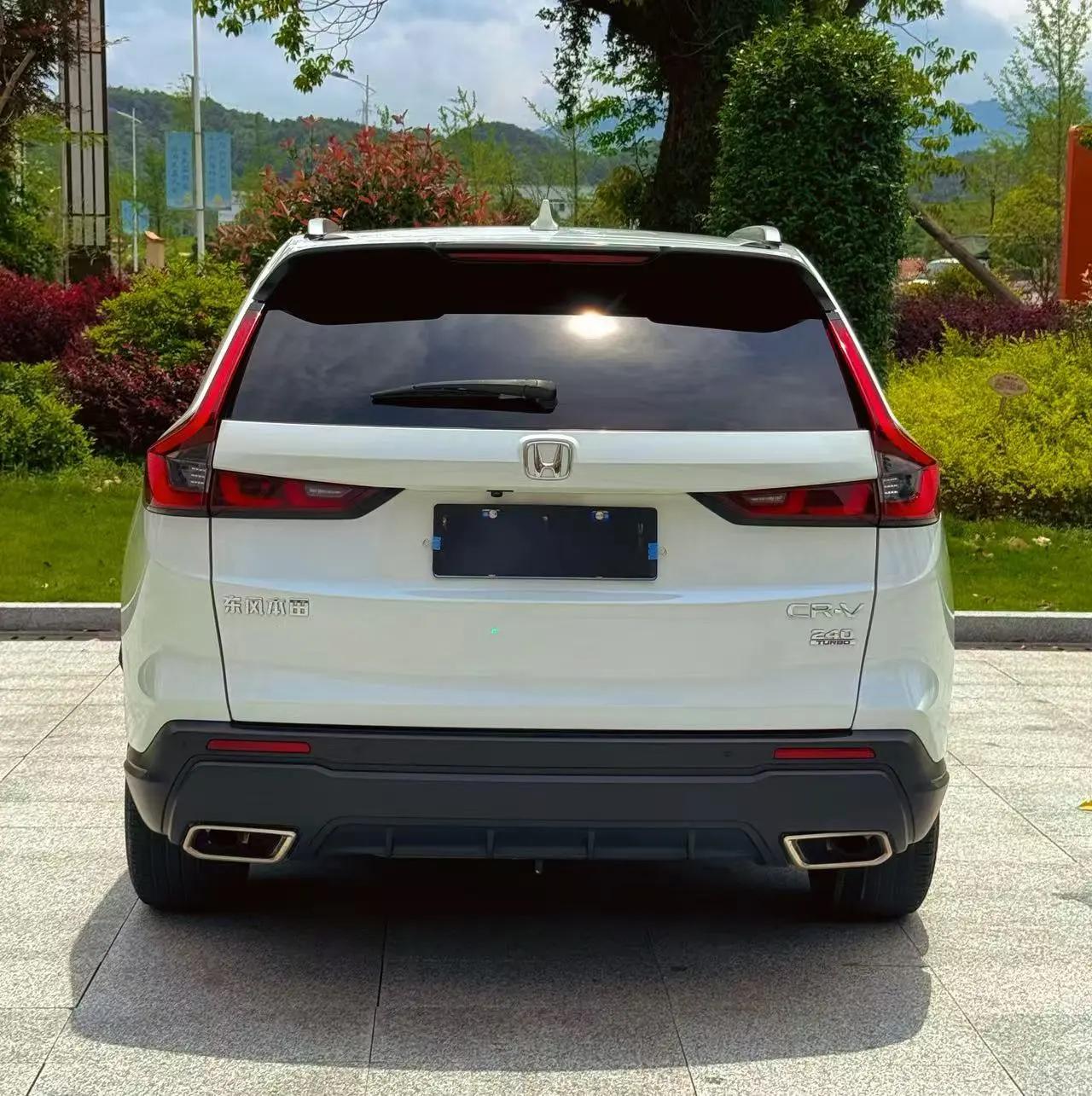 Honda CR-V 2023 240TURBO Two-Drive Front is still 5-seat Edition 8