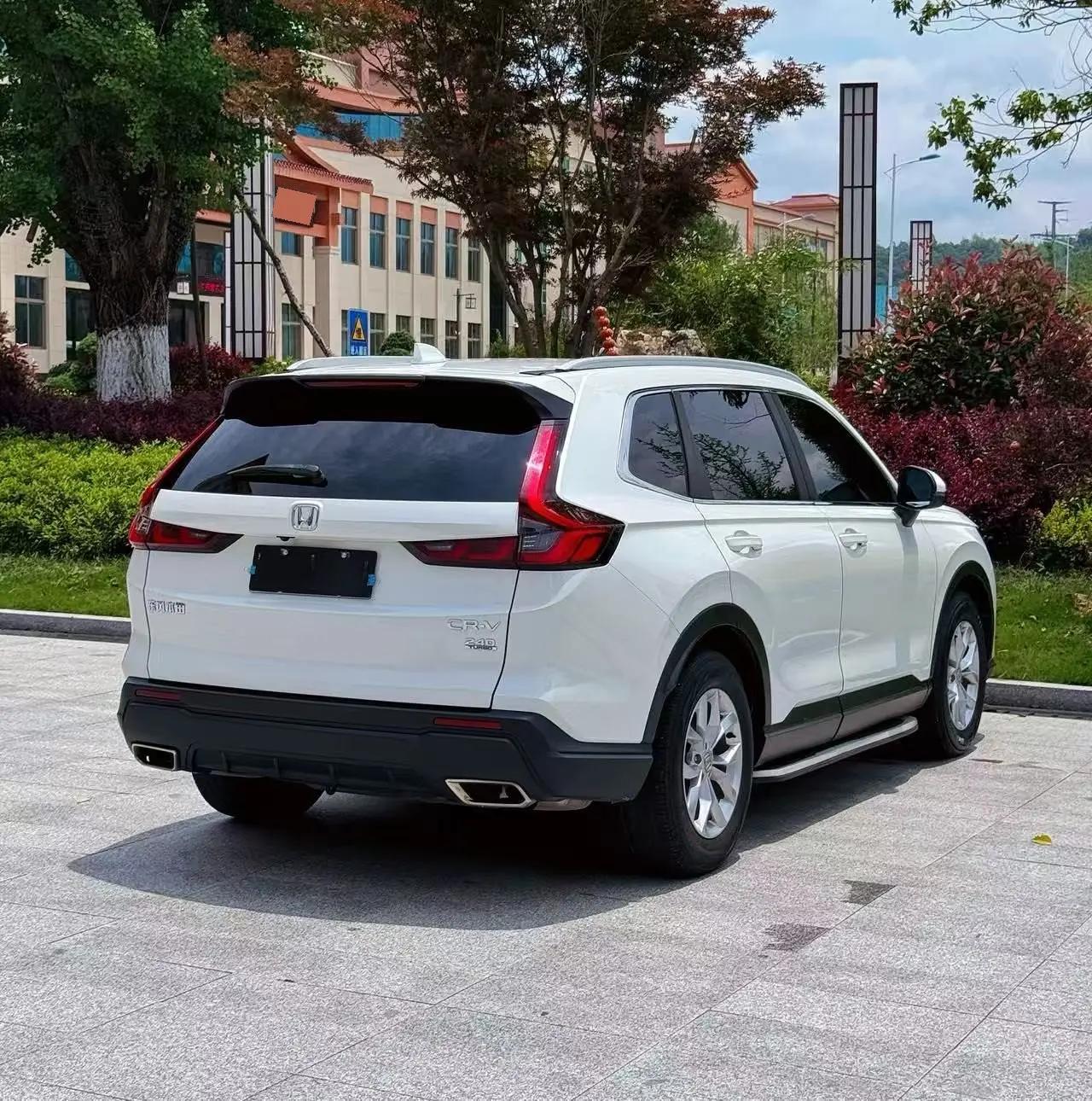 Honda CR-V 2023 240TURBO Two-Drive Front is still 5-seat Edition 9