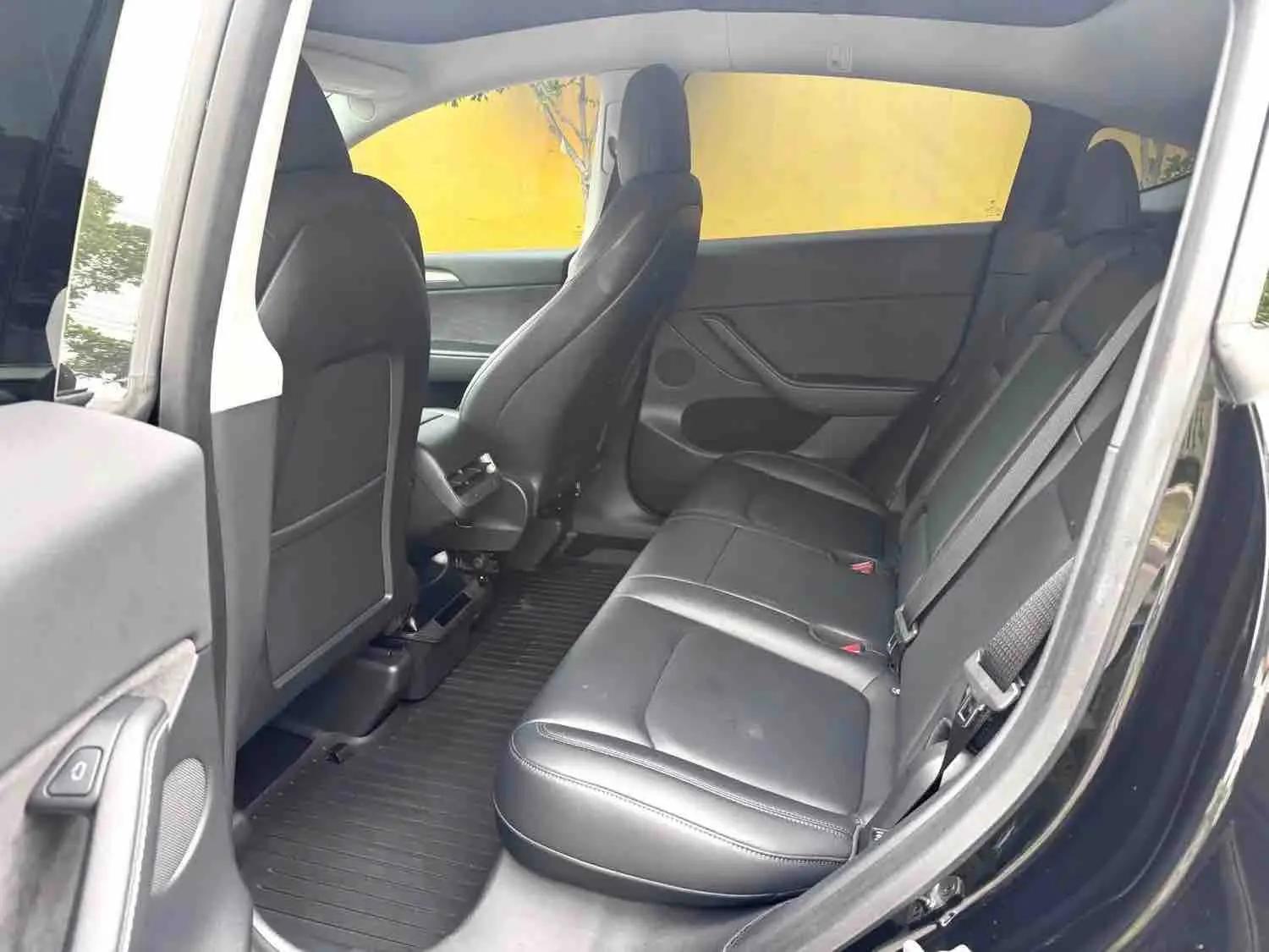 Model Y 2022 rear-wheel drive version 8
