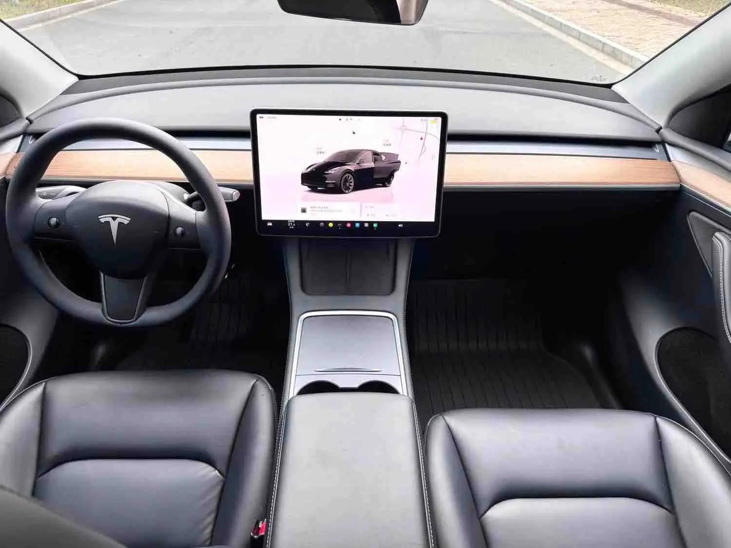Model Y 2022 rear-wheel drive version 9