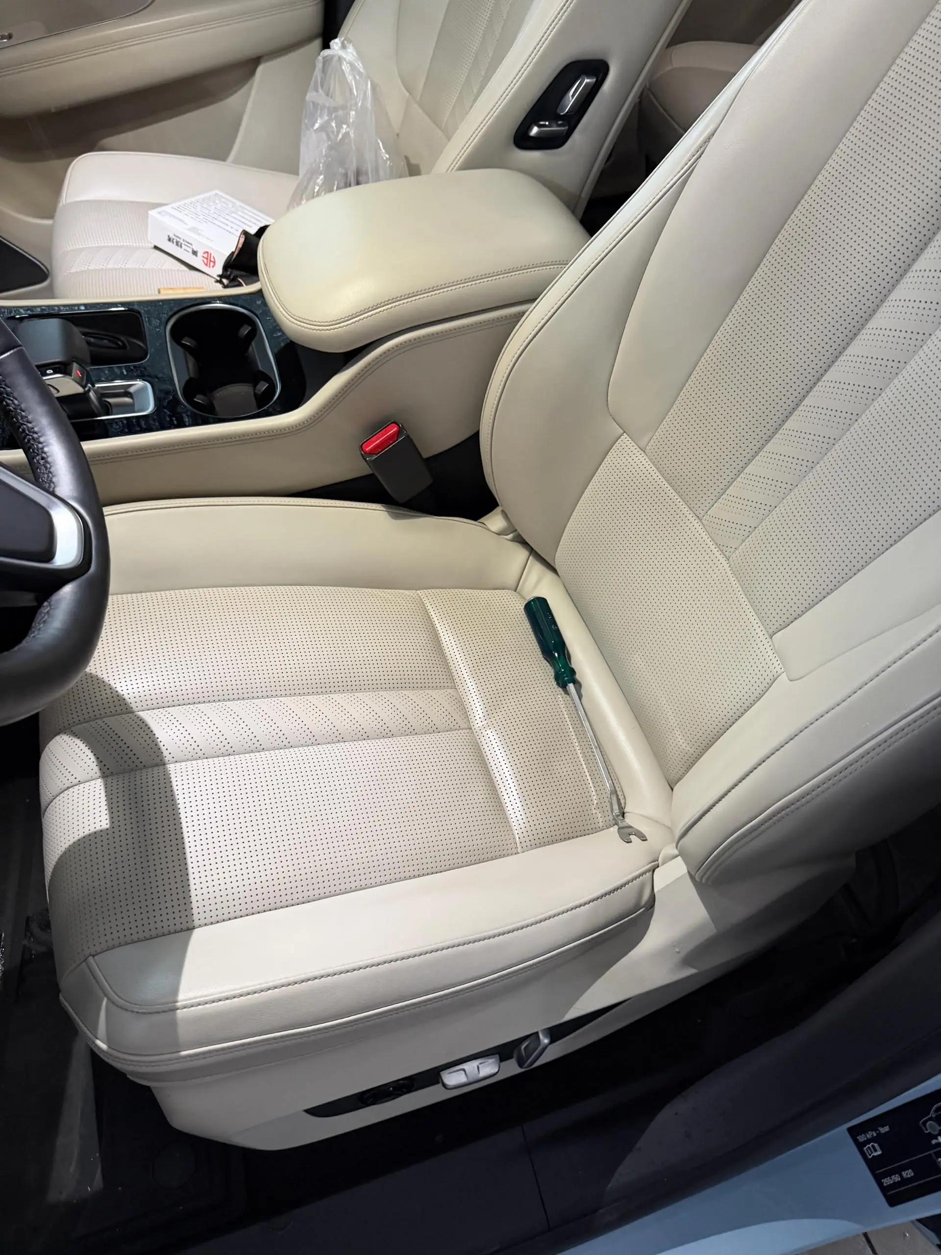Li ONE 2020 extended 6-seat version 4
