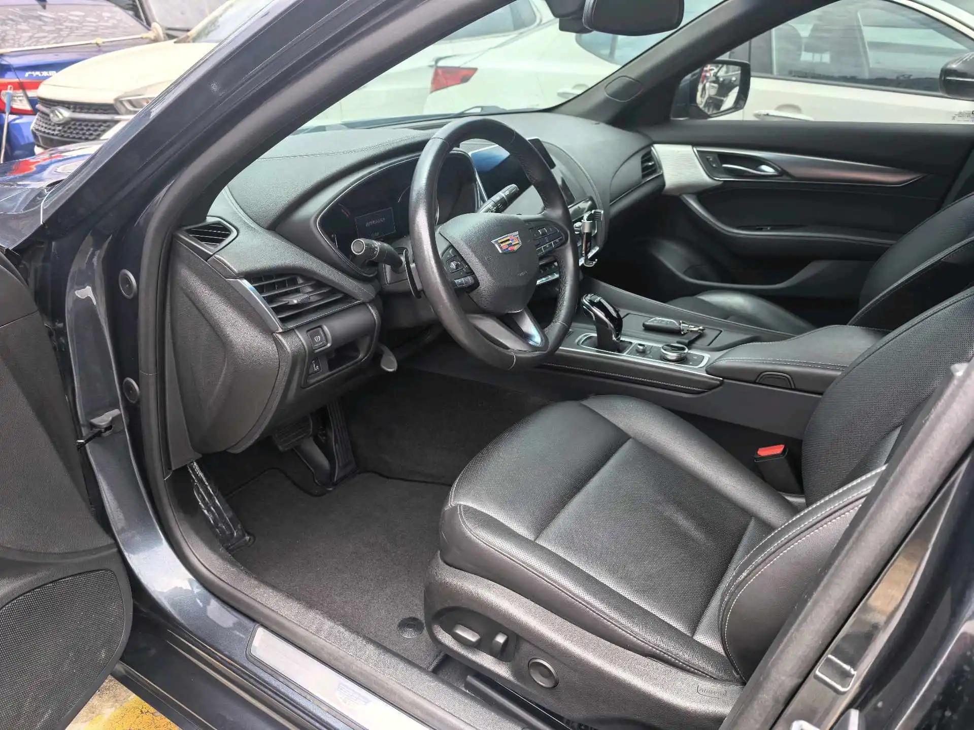 Cadillac CT5 2021 28T Luxury Model 3
